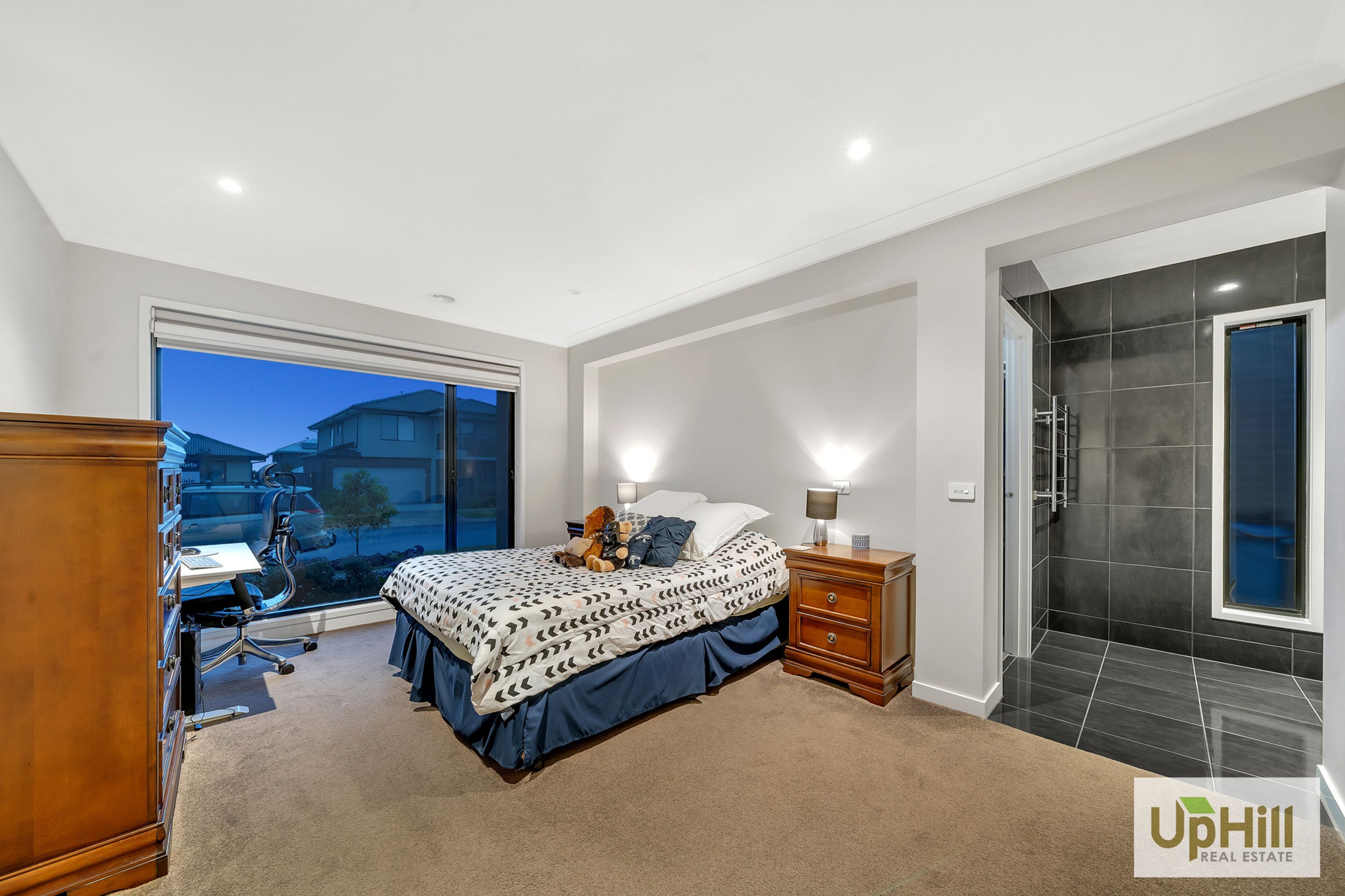 44 Bellhaven Circuit, Clyde North - Thumbnail 2