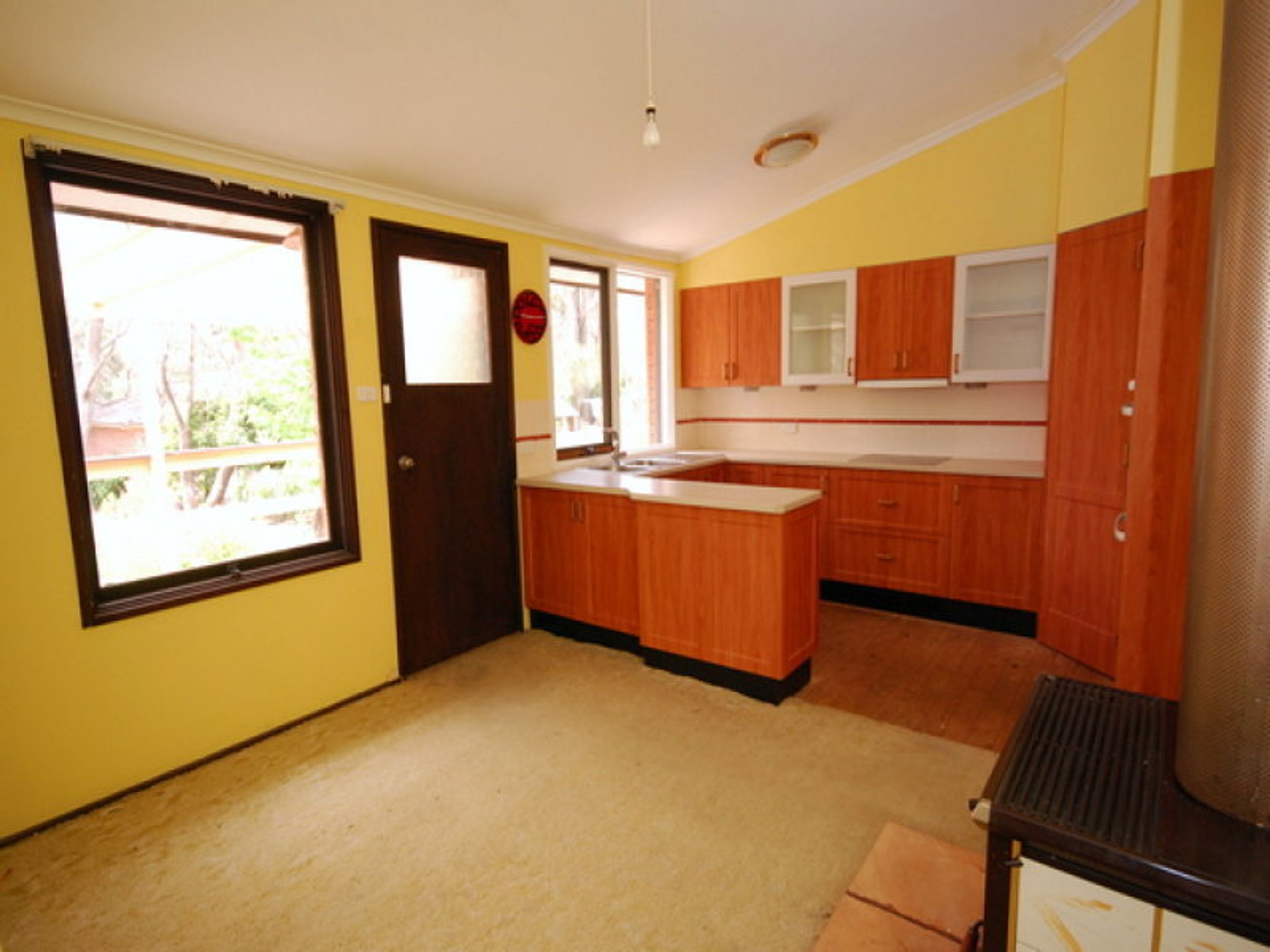 16 Essendene Road, Katoomba - Thumbnail 5