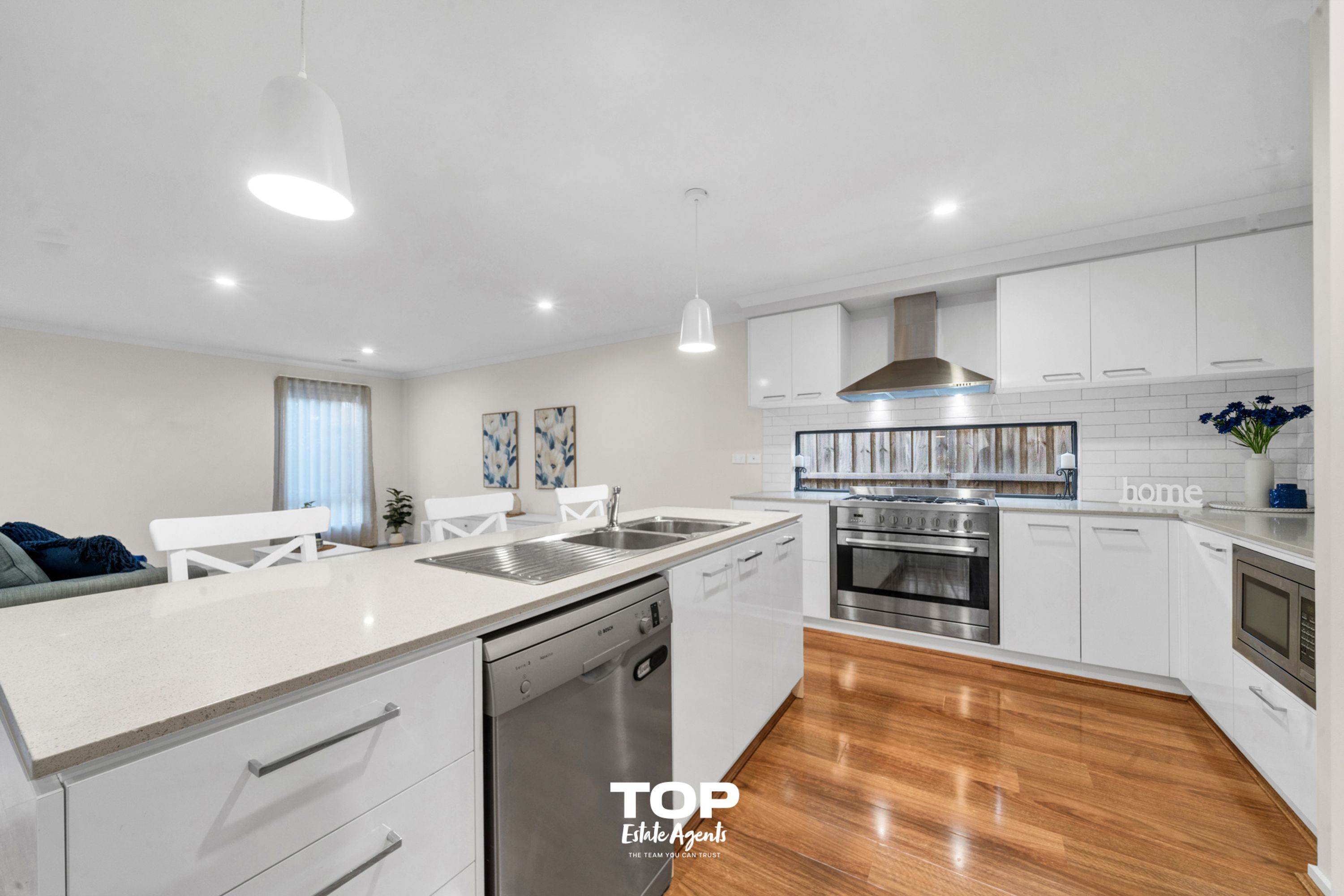 52 Pamplona Way, Clyde North - Thumbnail 8