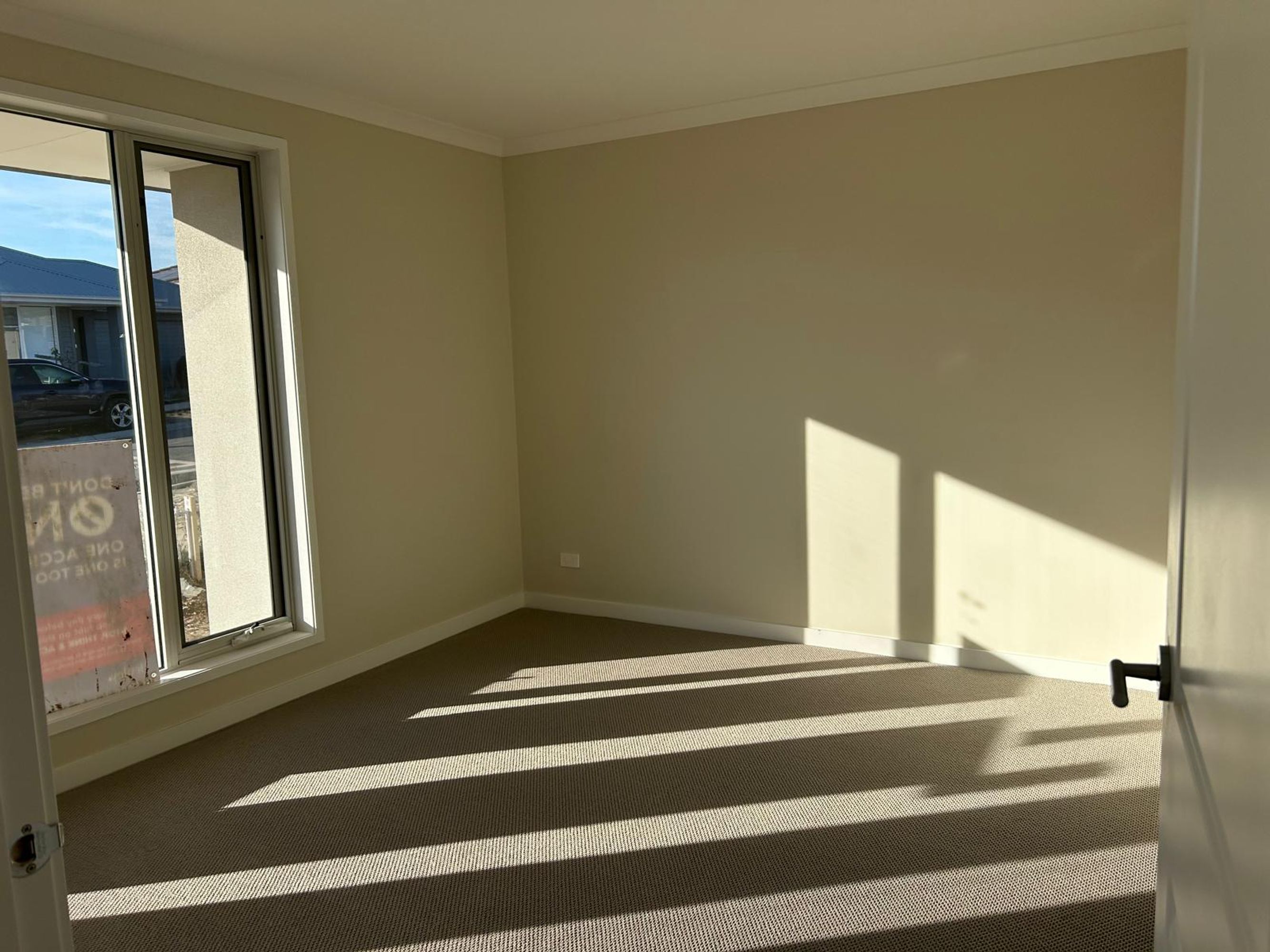 10 Shakeal Way, Clyde North - Thumbnail 5
