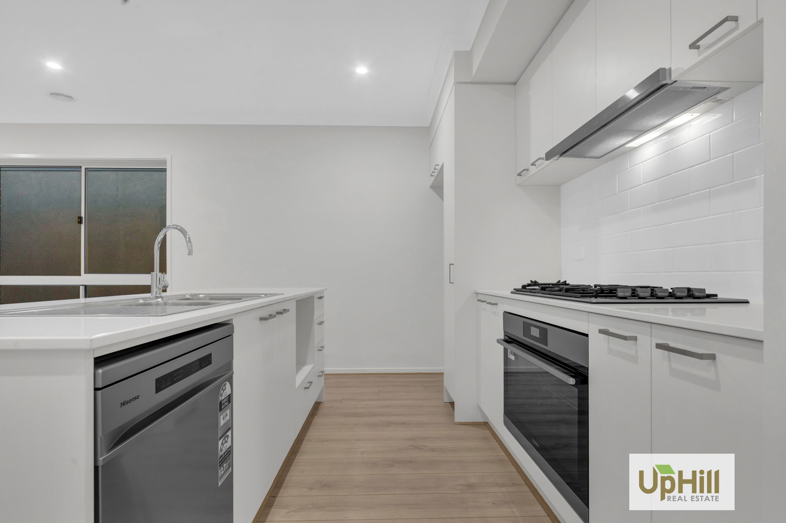 7 Cadet Way, Clyde - Thumbnail 5