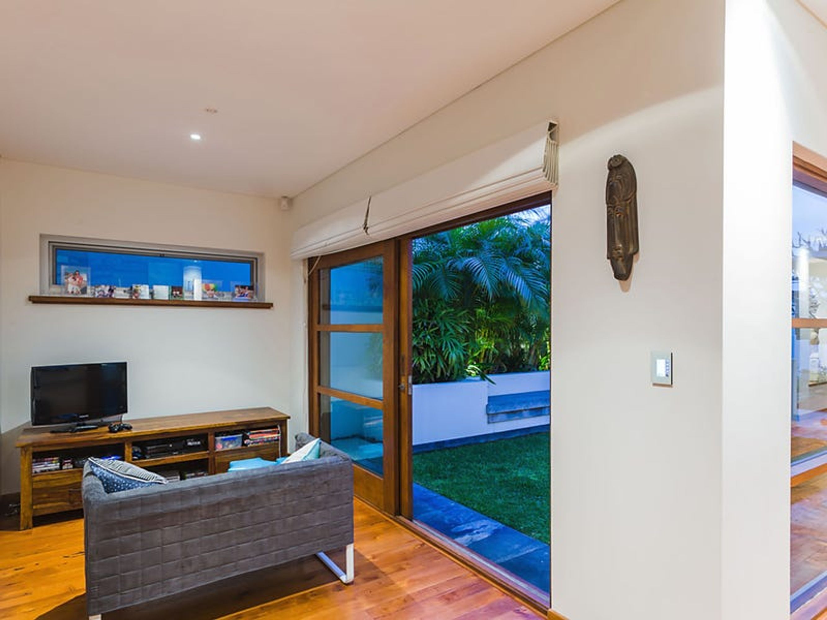 22 Kitchener Street, North Beach - Thumbnail 7