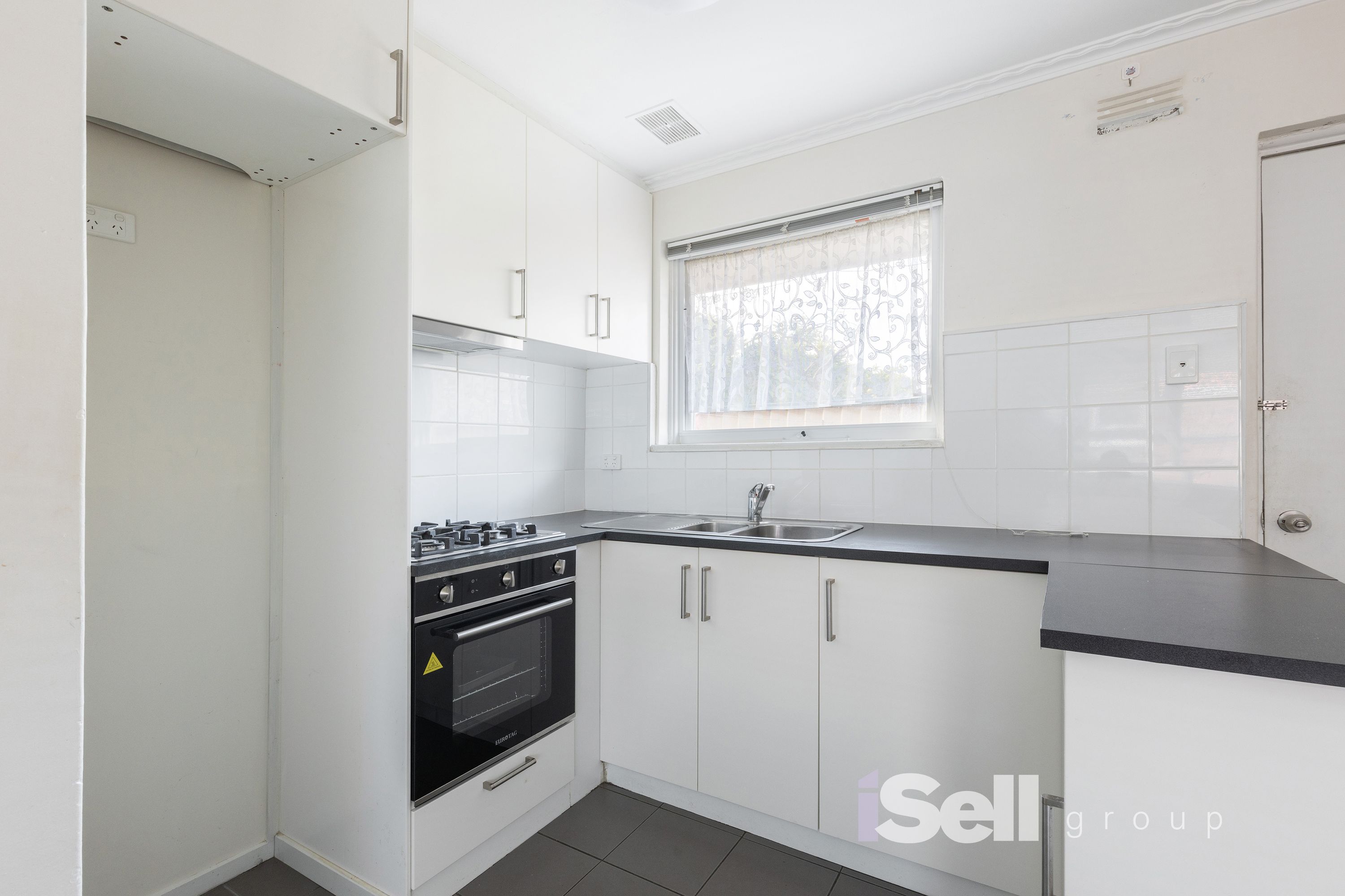 4/40 Albert Avenue, Springvale - Thumbnail 6