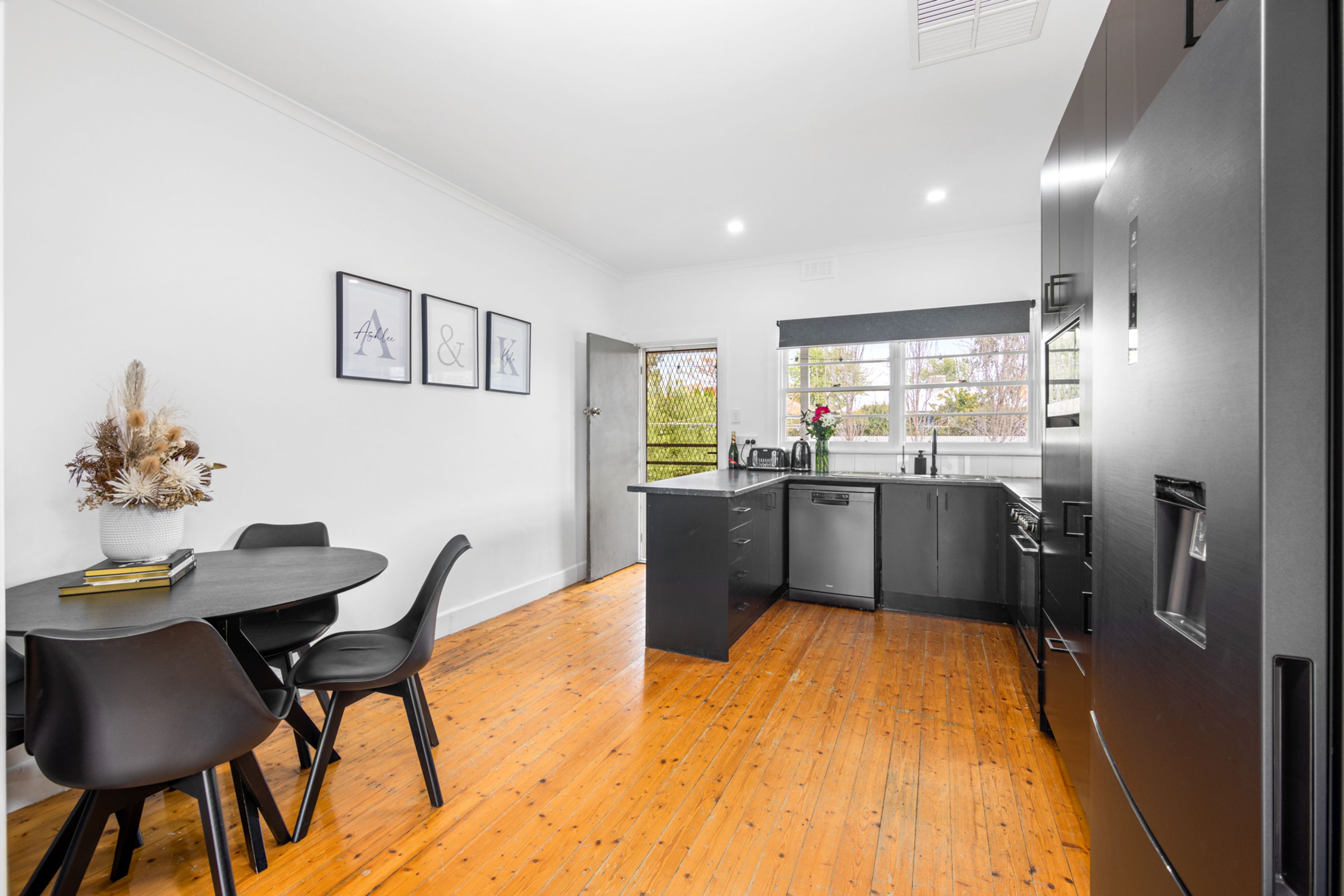 9 Johnson Street, Horsham VIC 3400, Horsham - Thumbnail 4