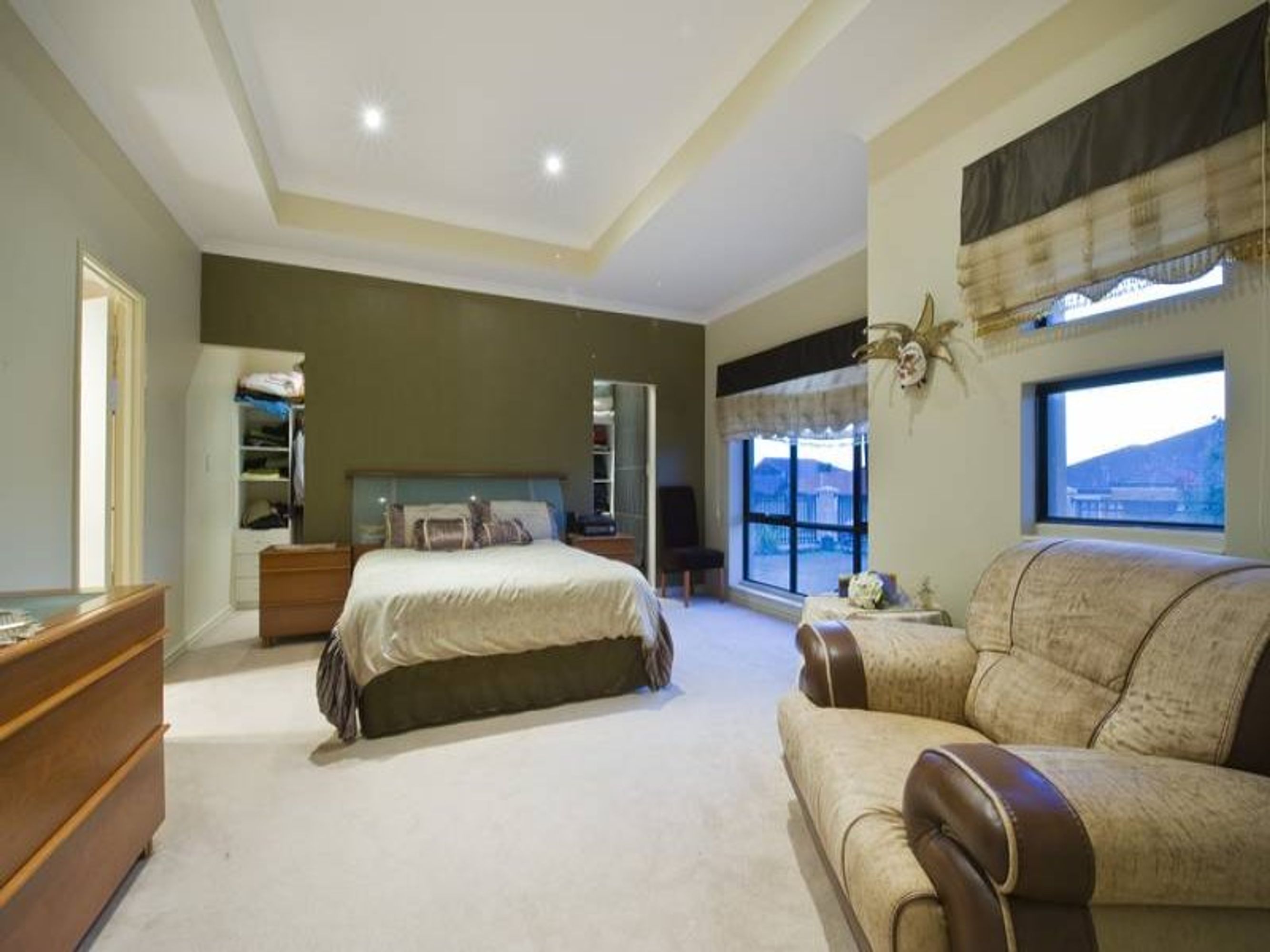 2 Josbury Corner, Carramar - Thumbnail 5