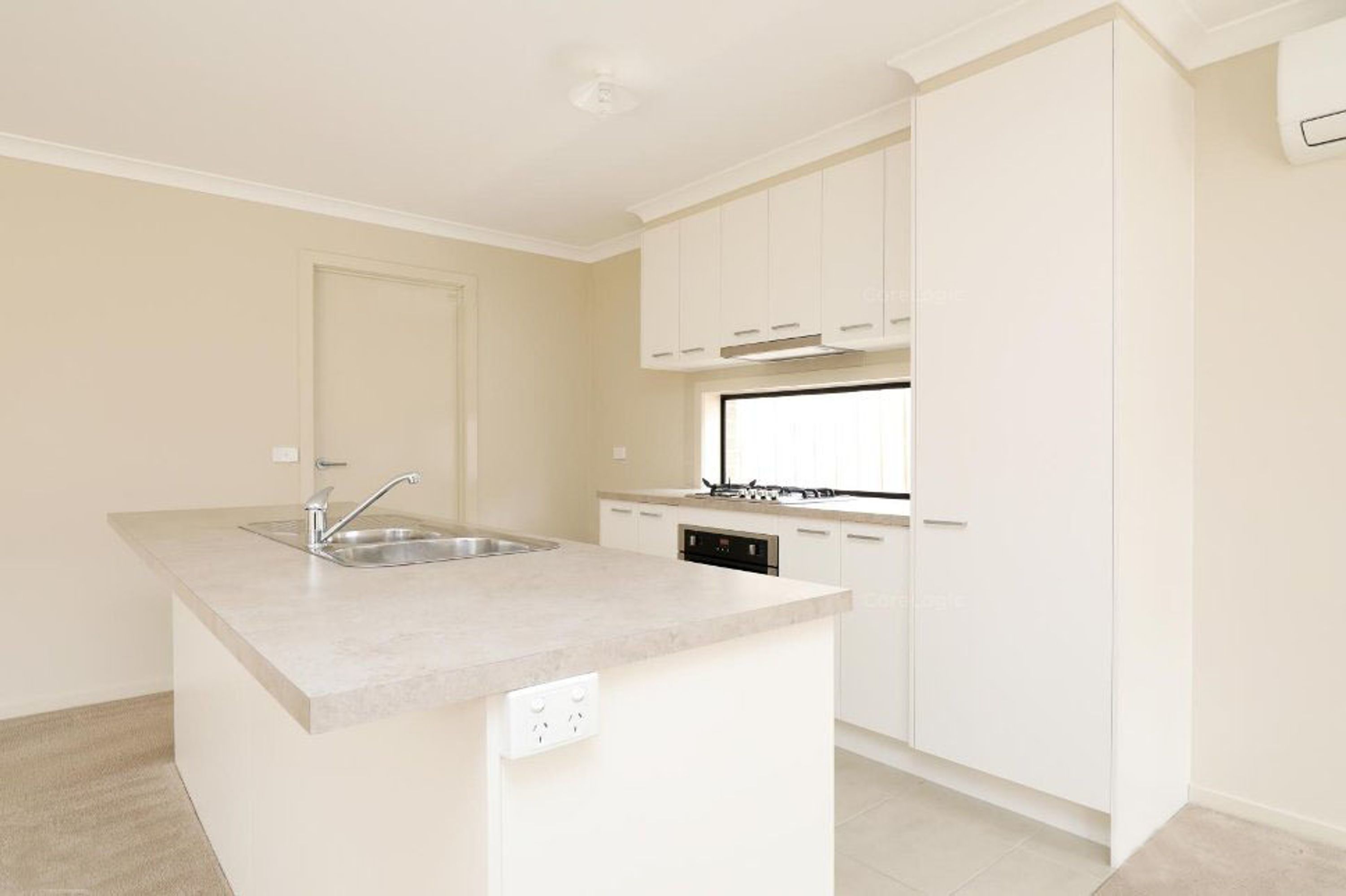 3/6 Highwood Drive, Hillside - Thumbnail 5