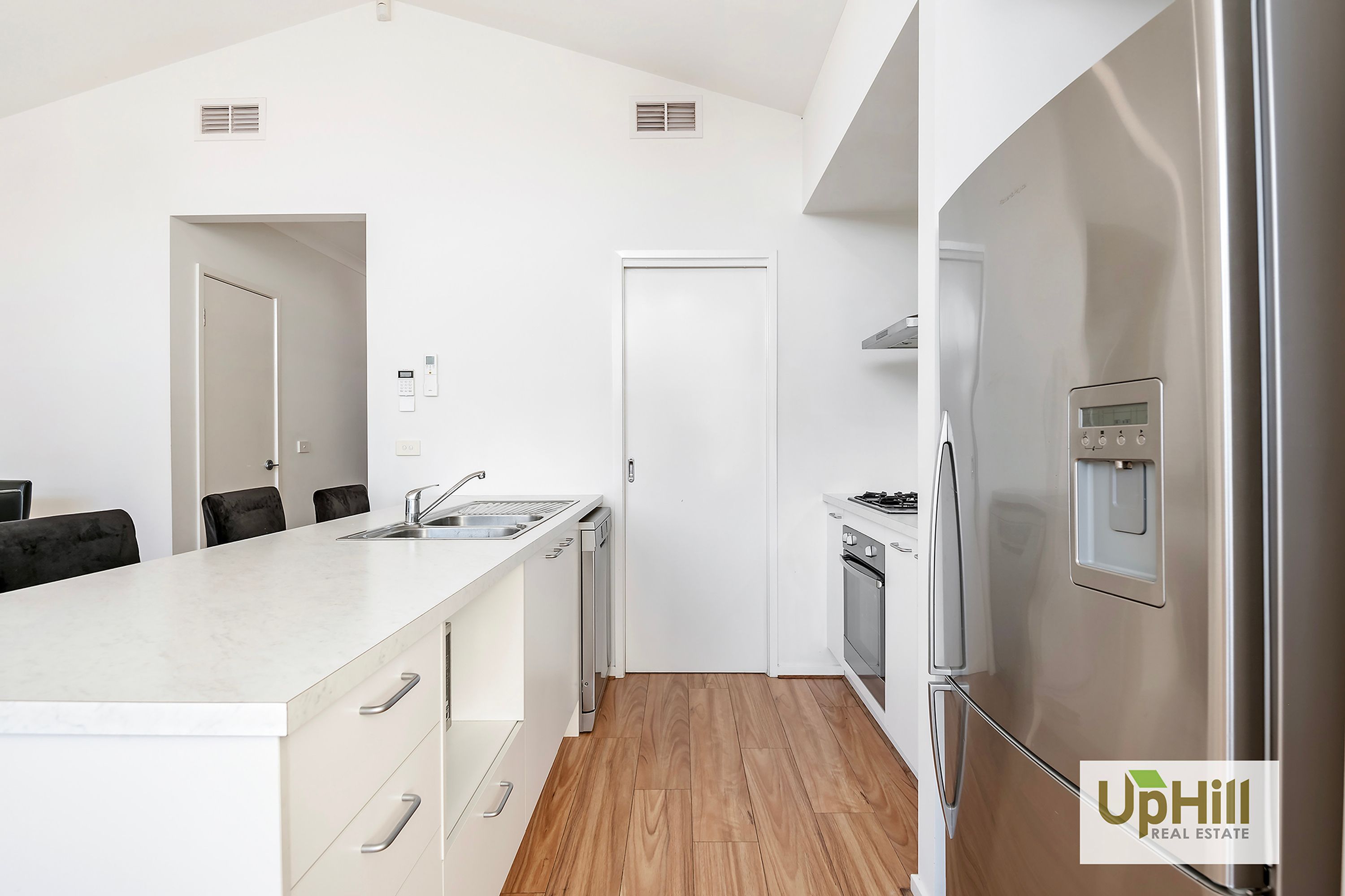 25 Timble Way, Clyde North - Thumbnail 3