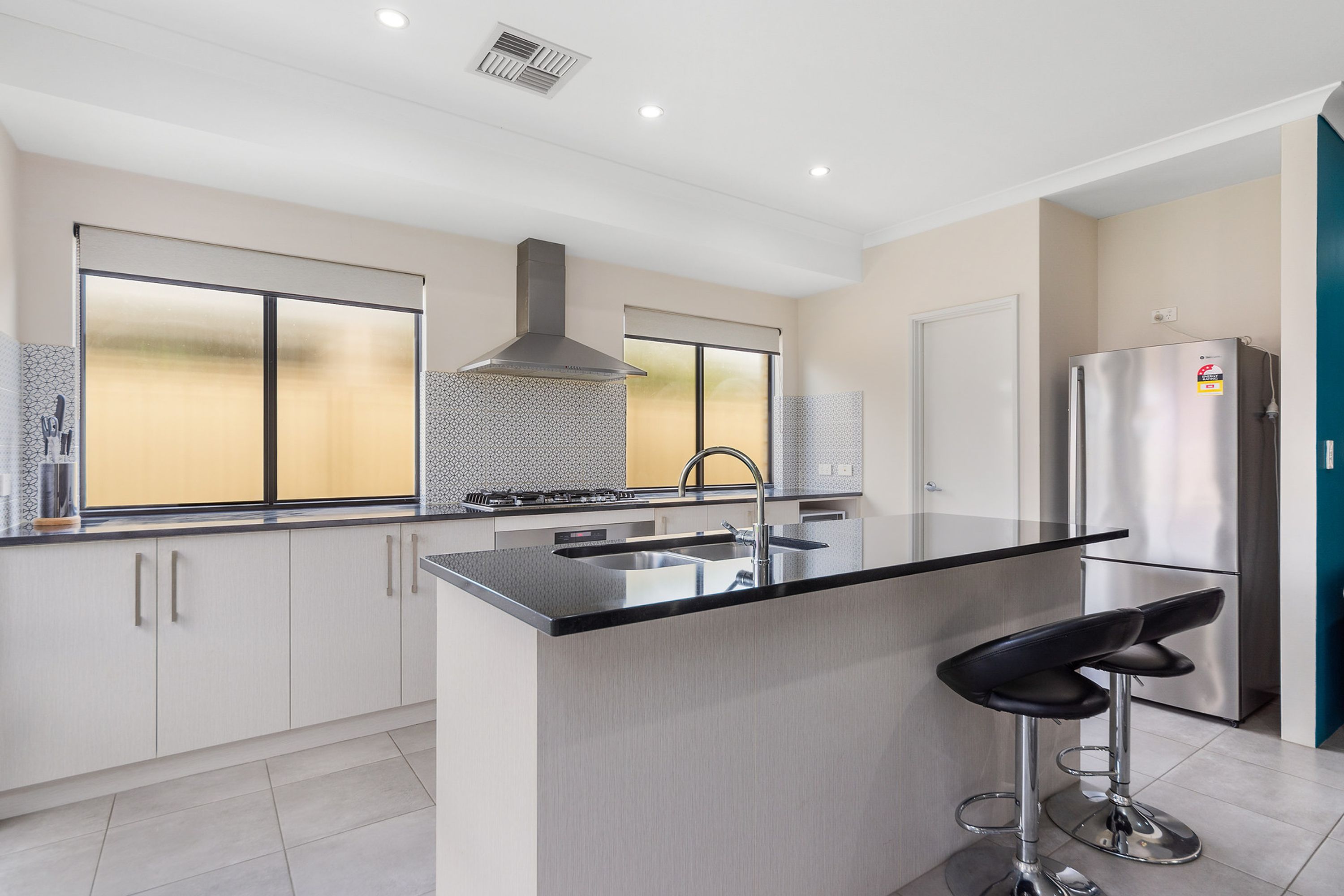 8B Yale Road, Thornlie - Thumbnail 2