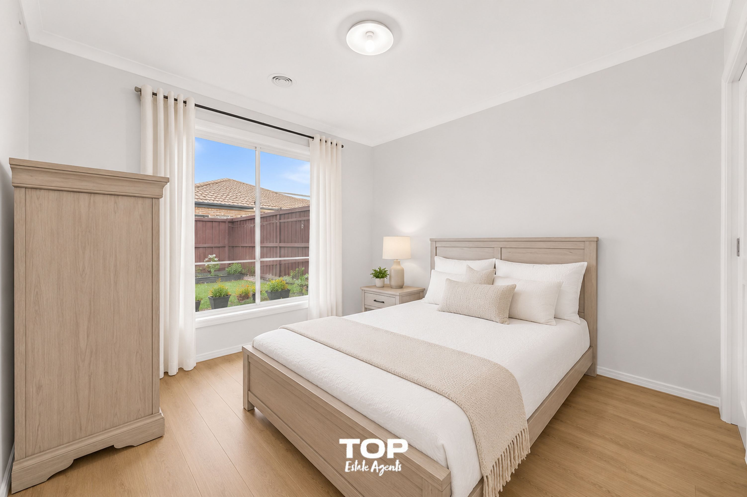 11 Orleana Way, Clyde North - Thumbnail 7