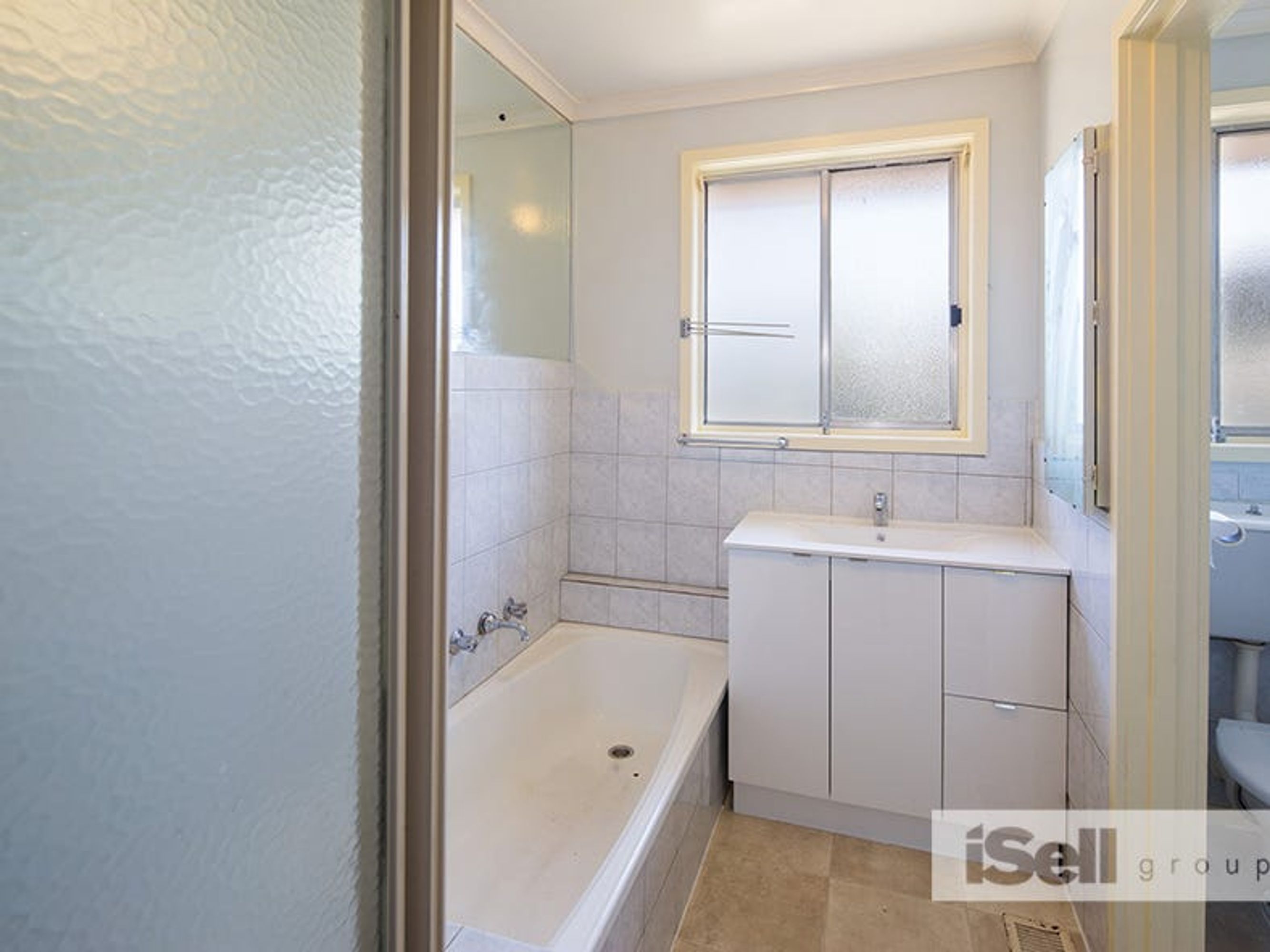 1 Silvan Grove, Hampton Park - Thumbnail 6