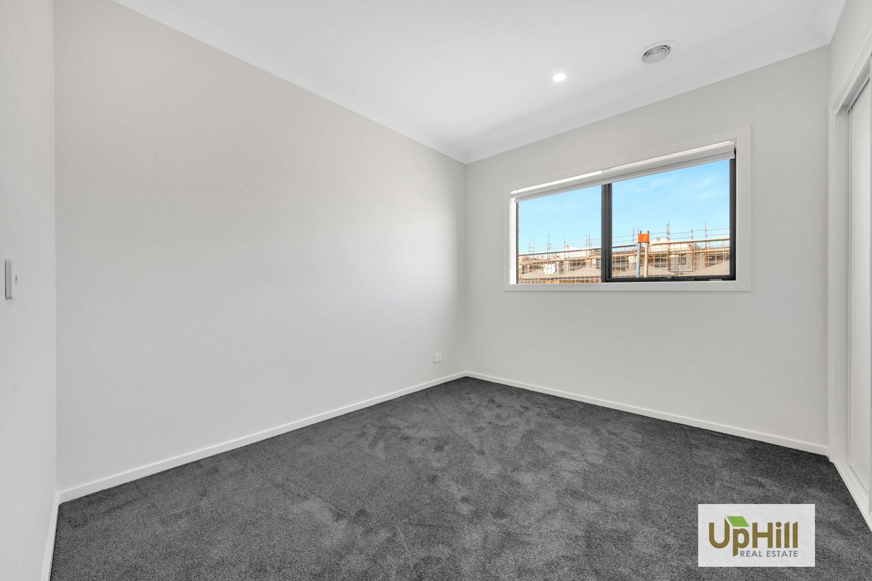 15 Redfield St, Clyde North - Thumbnail 7