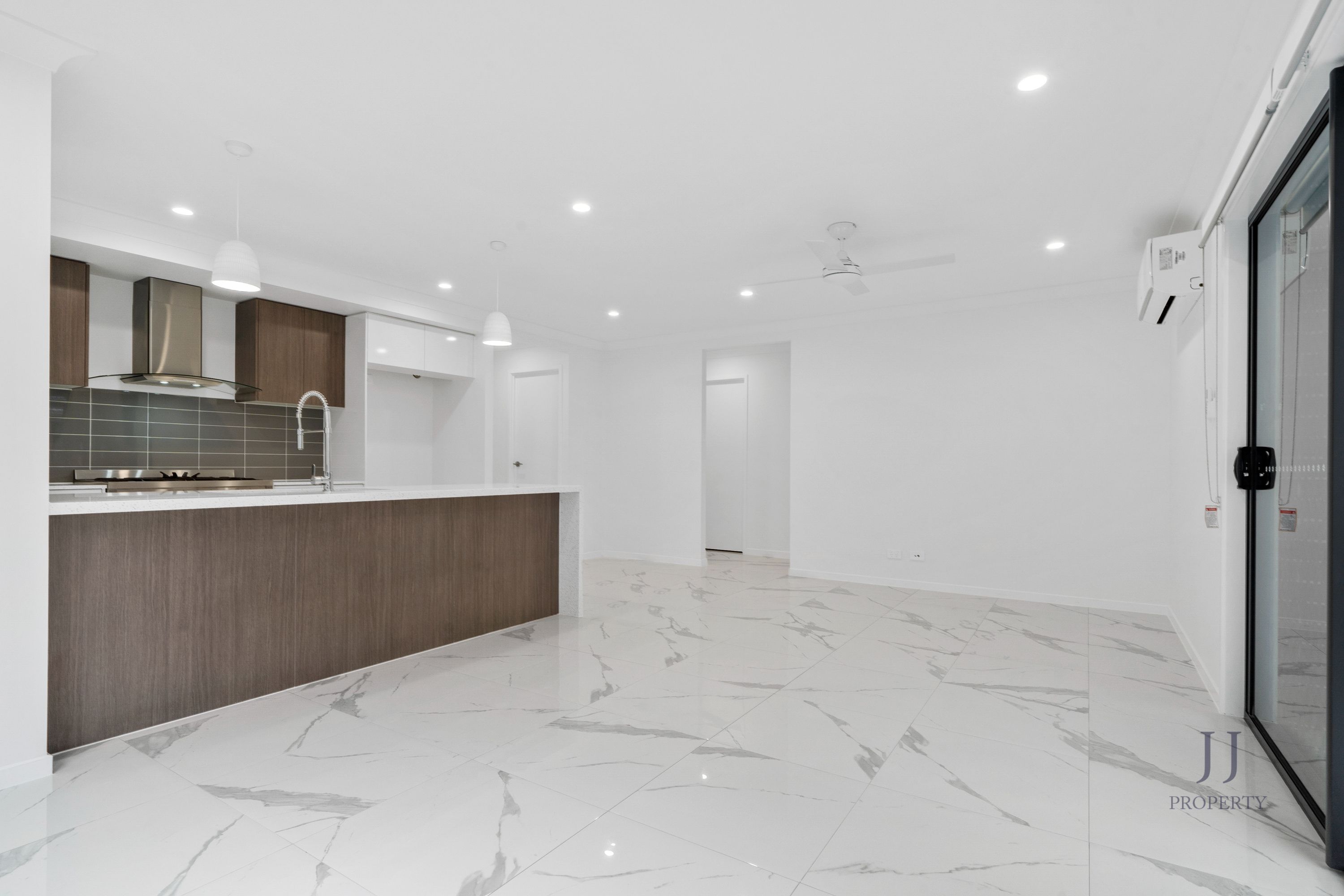 7 Glasswing Street, Springfield Lakes - Thumbnail 3