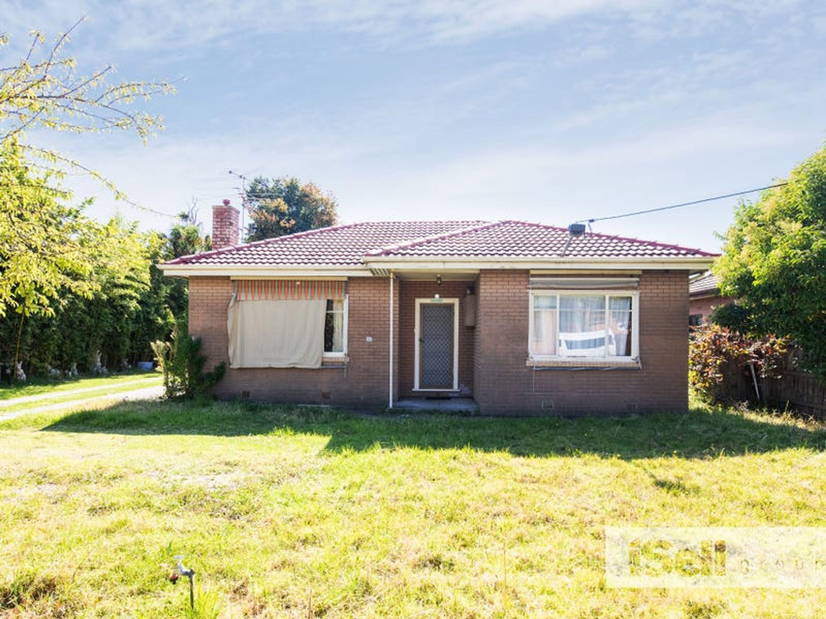 1A Colonsay Road