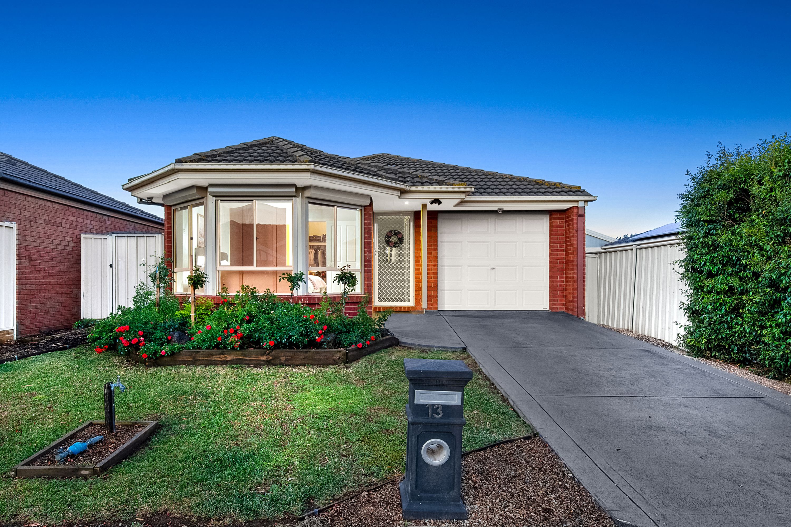 13 Lauffre Walk, Caroline Springs VIC 3023, Caroline Springs - Thumbnail 2