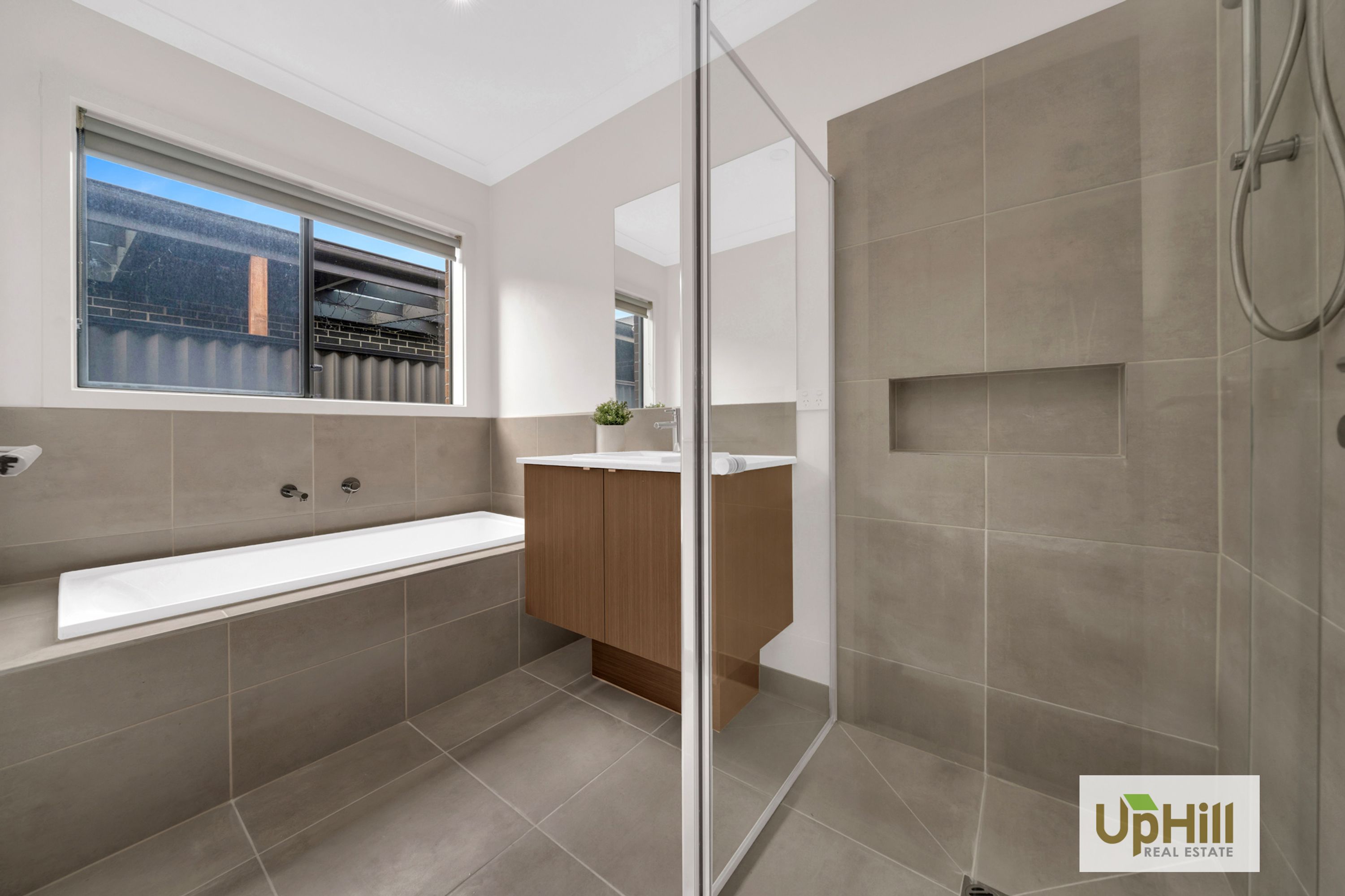 24 Salim Way, Clyde North - Thumbnail 5