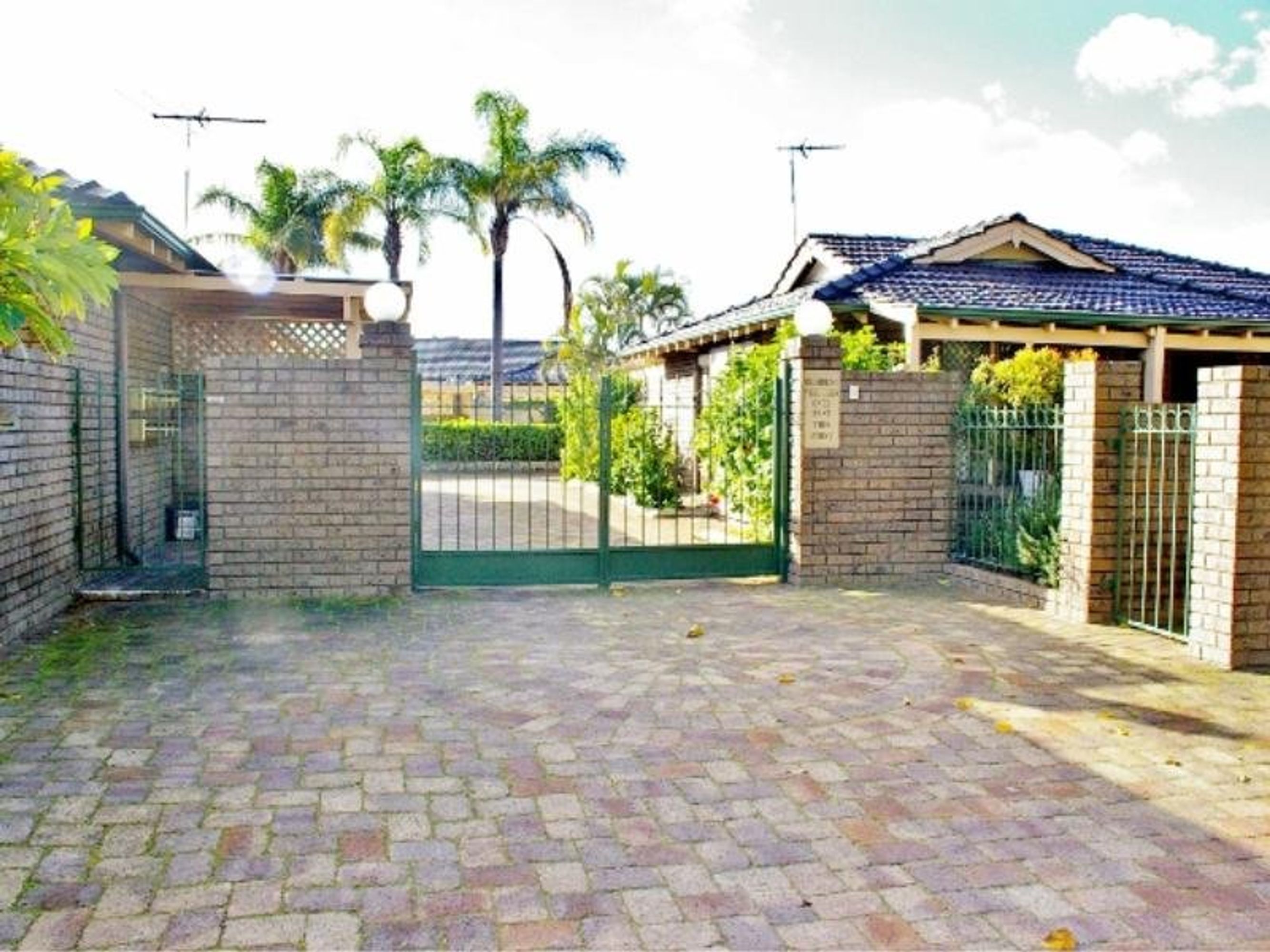 11/158 Salvado Road, Wembley, WA 6014, Wembley - Thumbnail 2