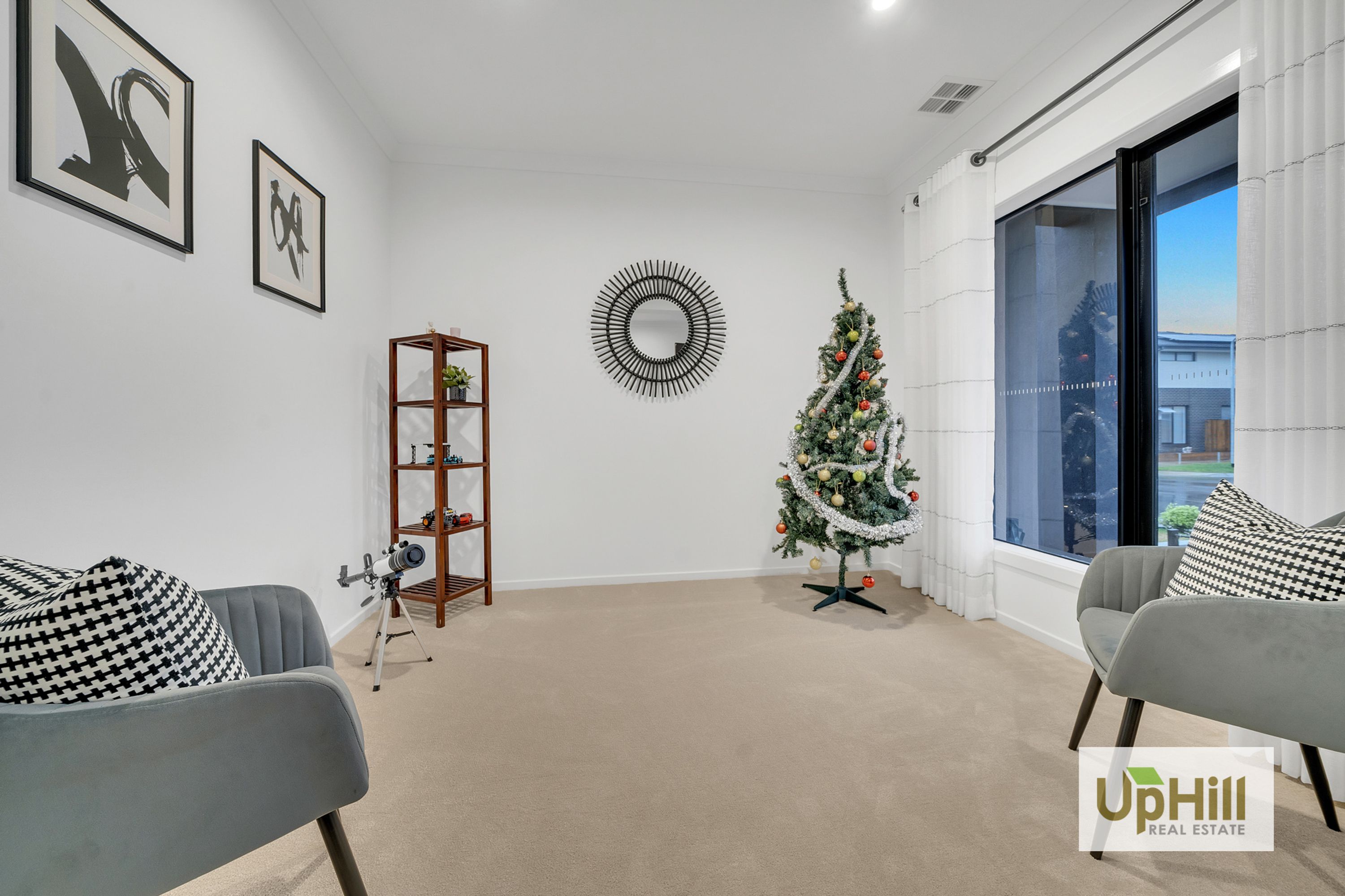 12 Trojan Crescent, Clyde North - Thumbnail 4