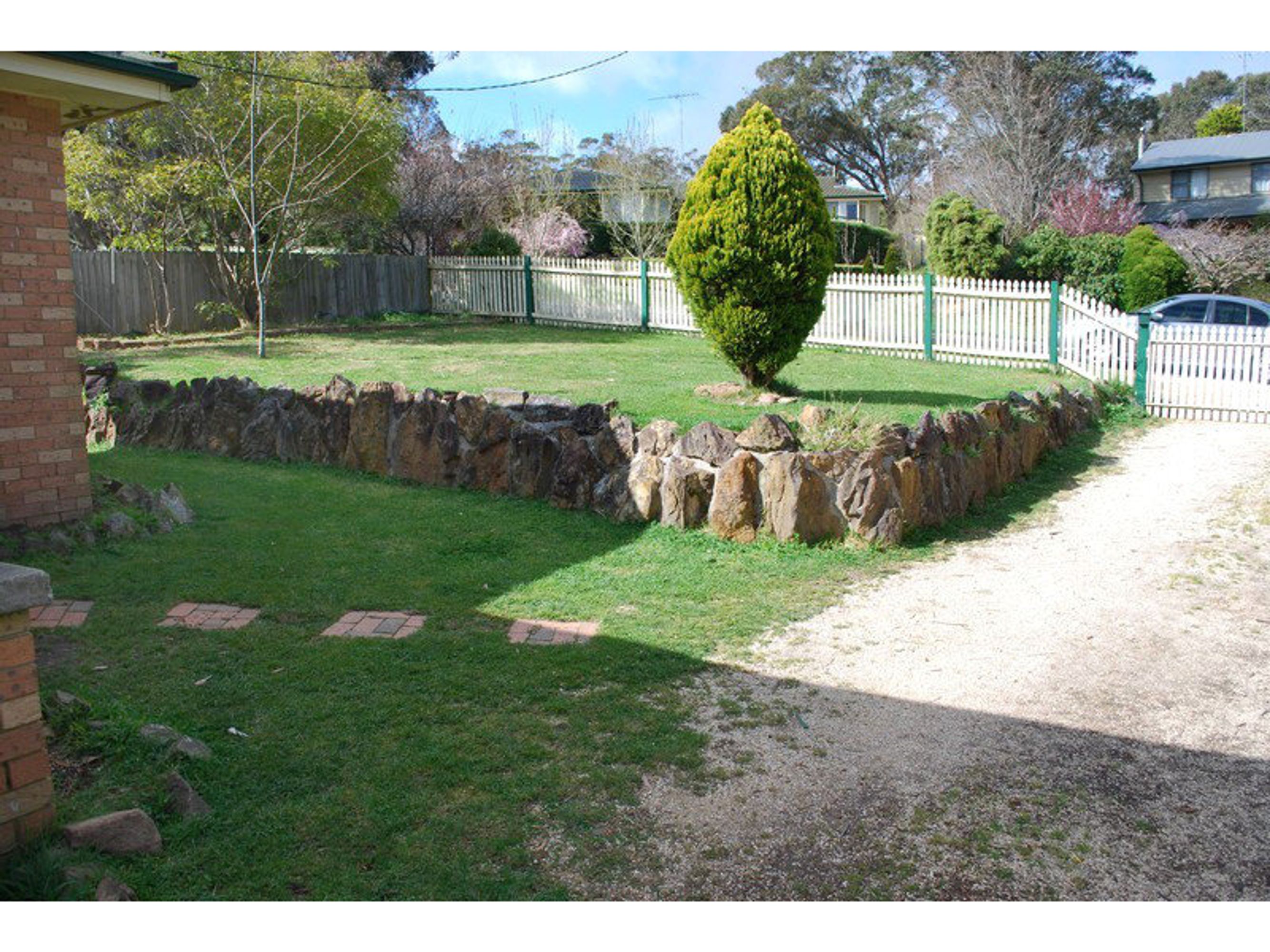 348 Cliff Drive, Katoomba - Thumbnail 2