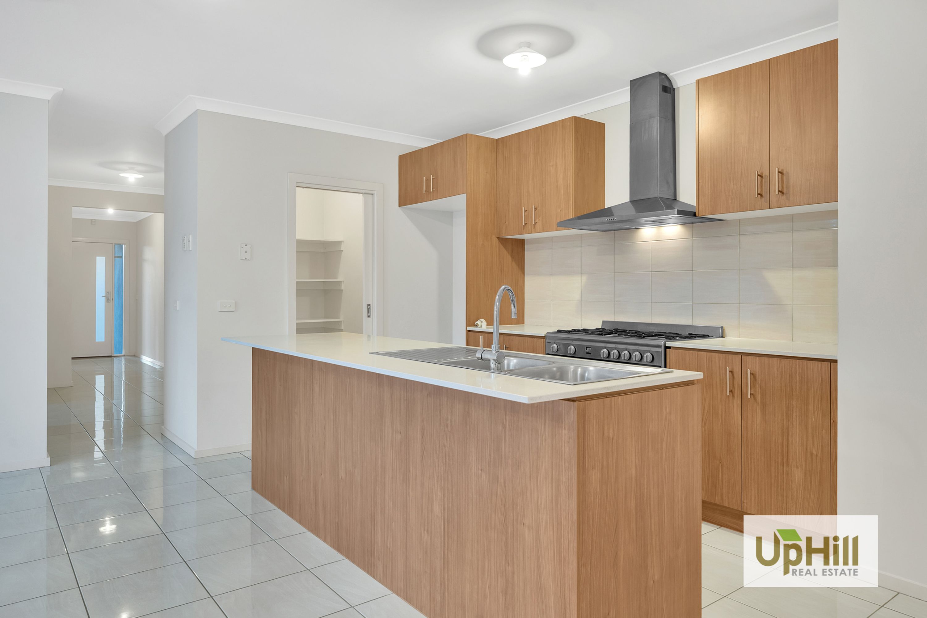 110 Selandra Boulevard, Clyde North - Thumbnail 6
