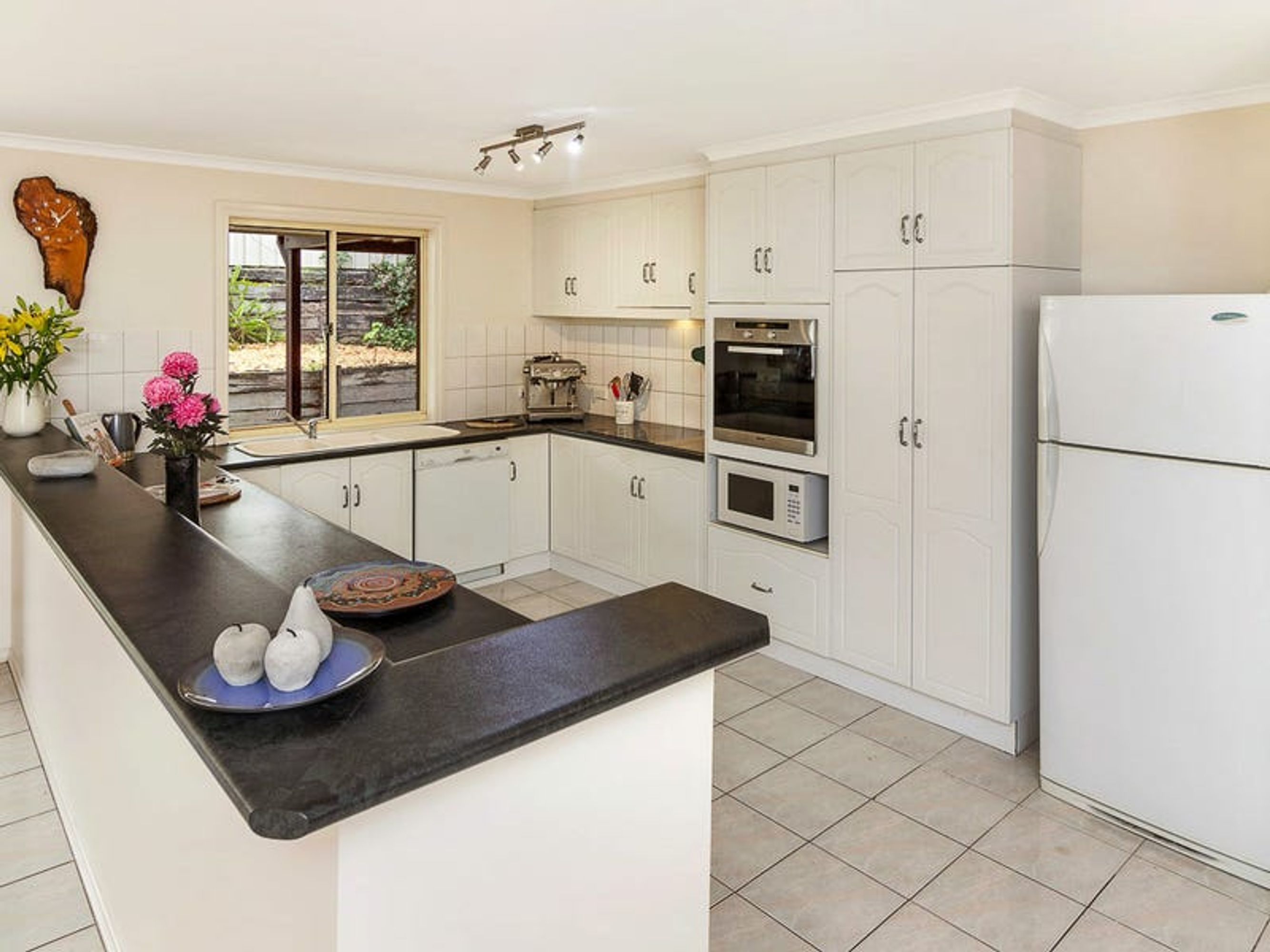 11 Correa Court, Mount Barker, SA 5251, Mount Barker - Thumbnail 2