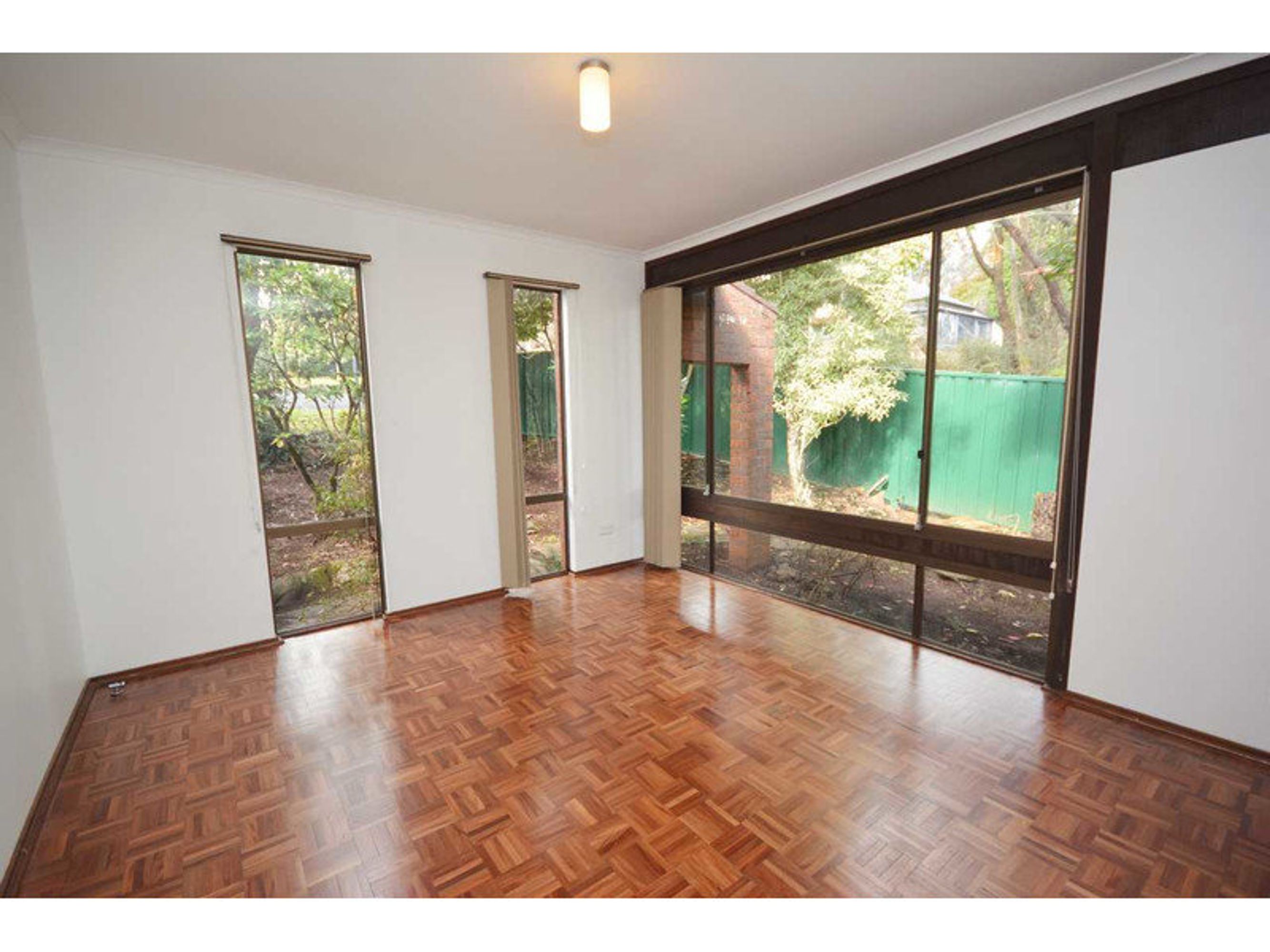 2 Myrtle Street, Katoomba - Thumbnail 8