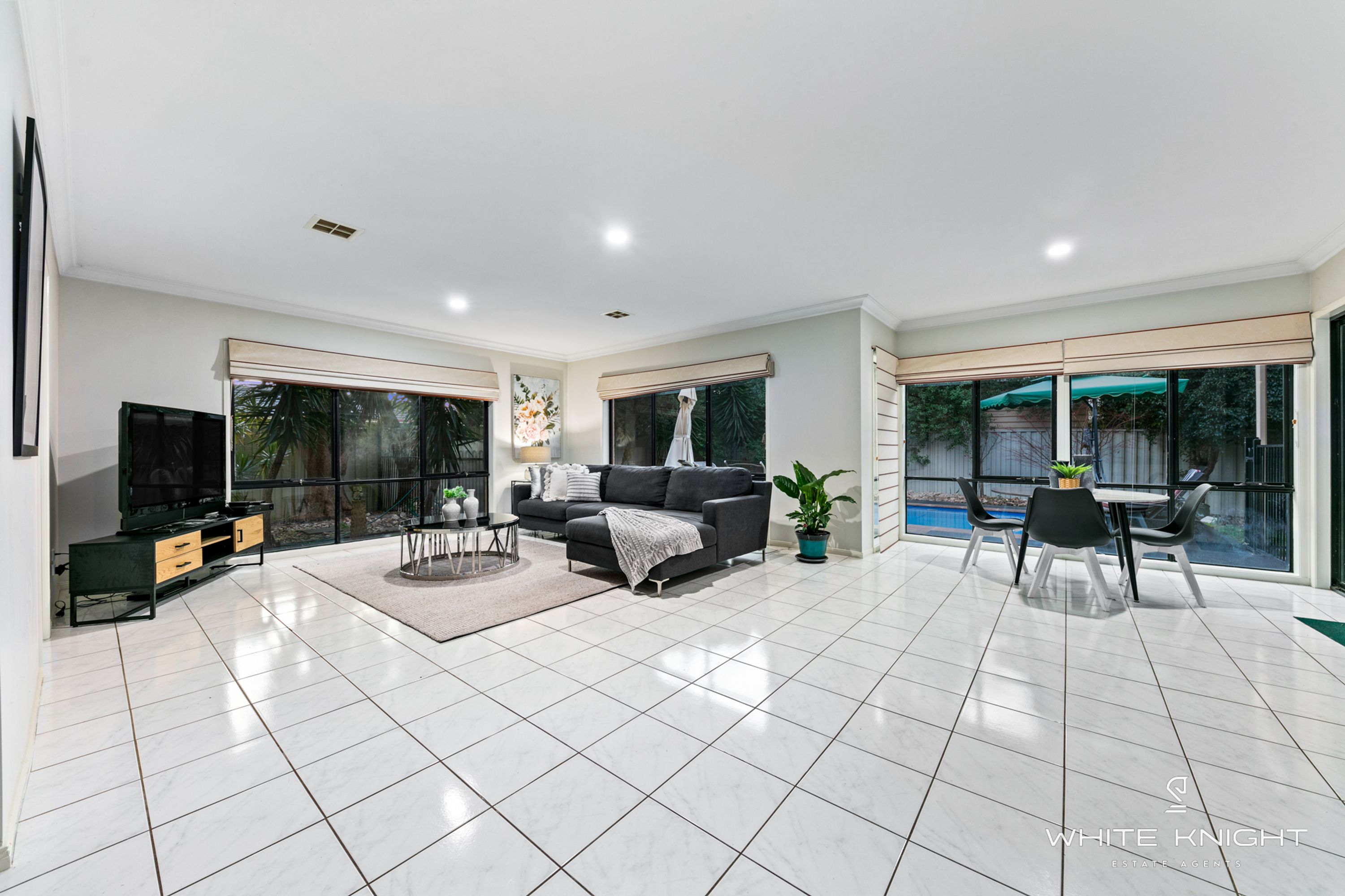 9 Lonsdale Court, Caroline Springs VIC 3023, Caroline Springs - Thumbnail 3