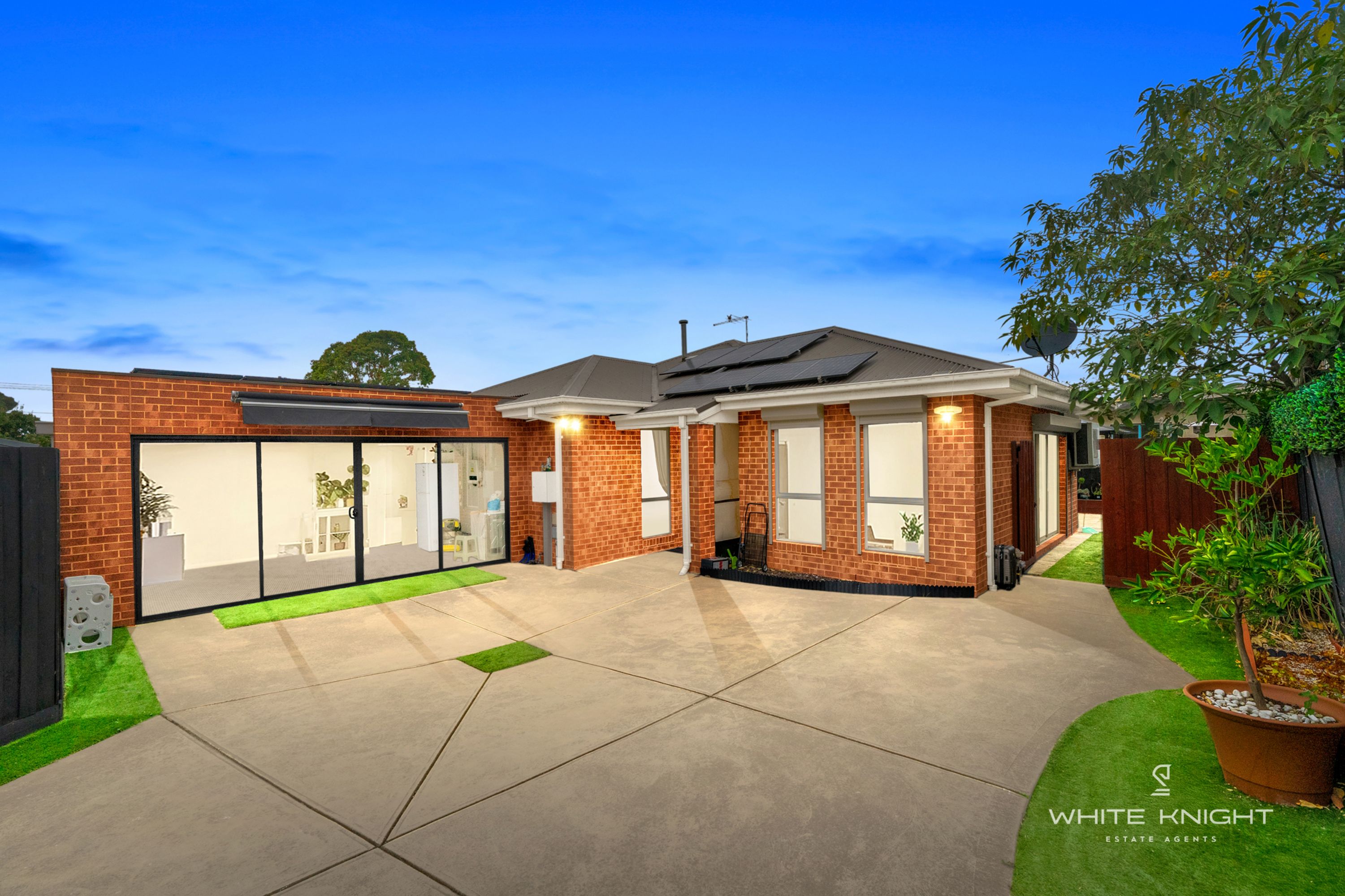 2/21 Biggs Street, St Albans VIC 3021, St Albans - Image 1