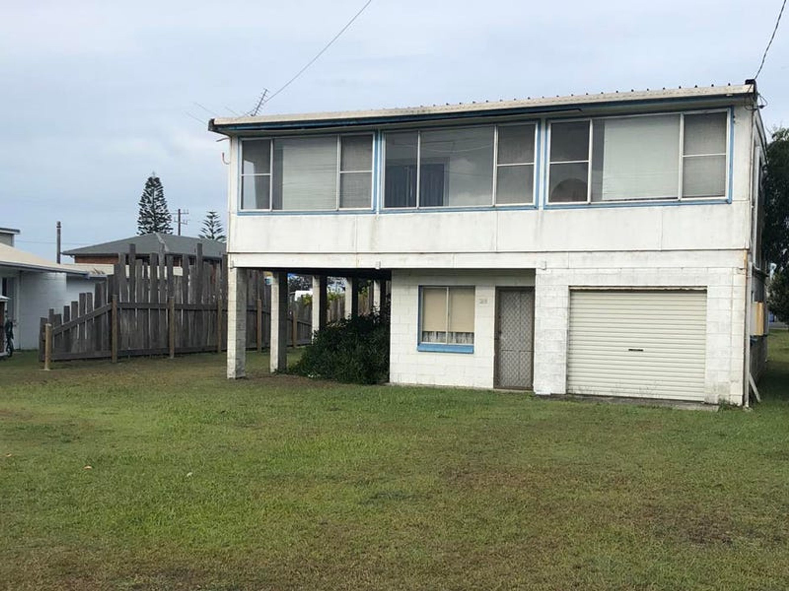 23 Honeysuckle Street, Brooms Head - Image 1