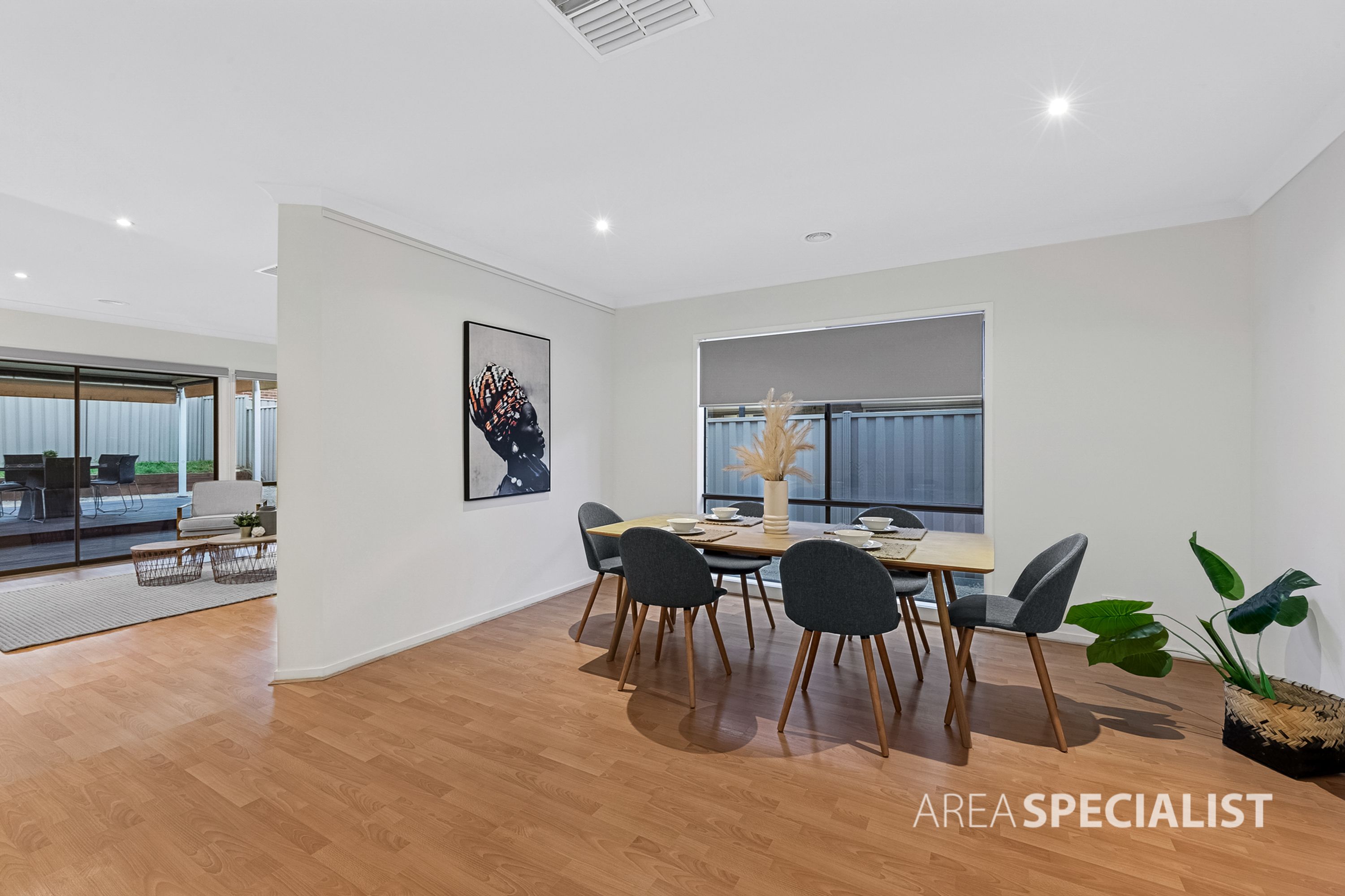 11 Darleith Terrace, Caroline Springs VIC 3023, Caroline Springs - Thumbnail 6