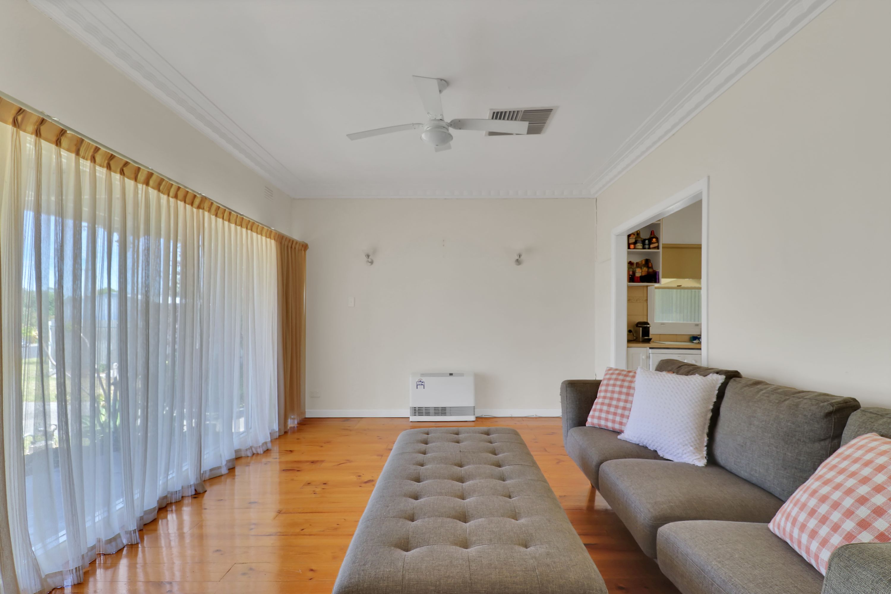 22 TENA AVENUE, Horsham VIC 3400, Horsham - Thumbnail 3