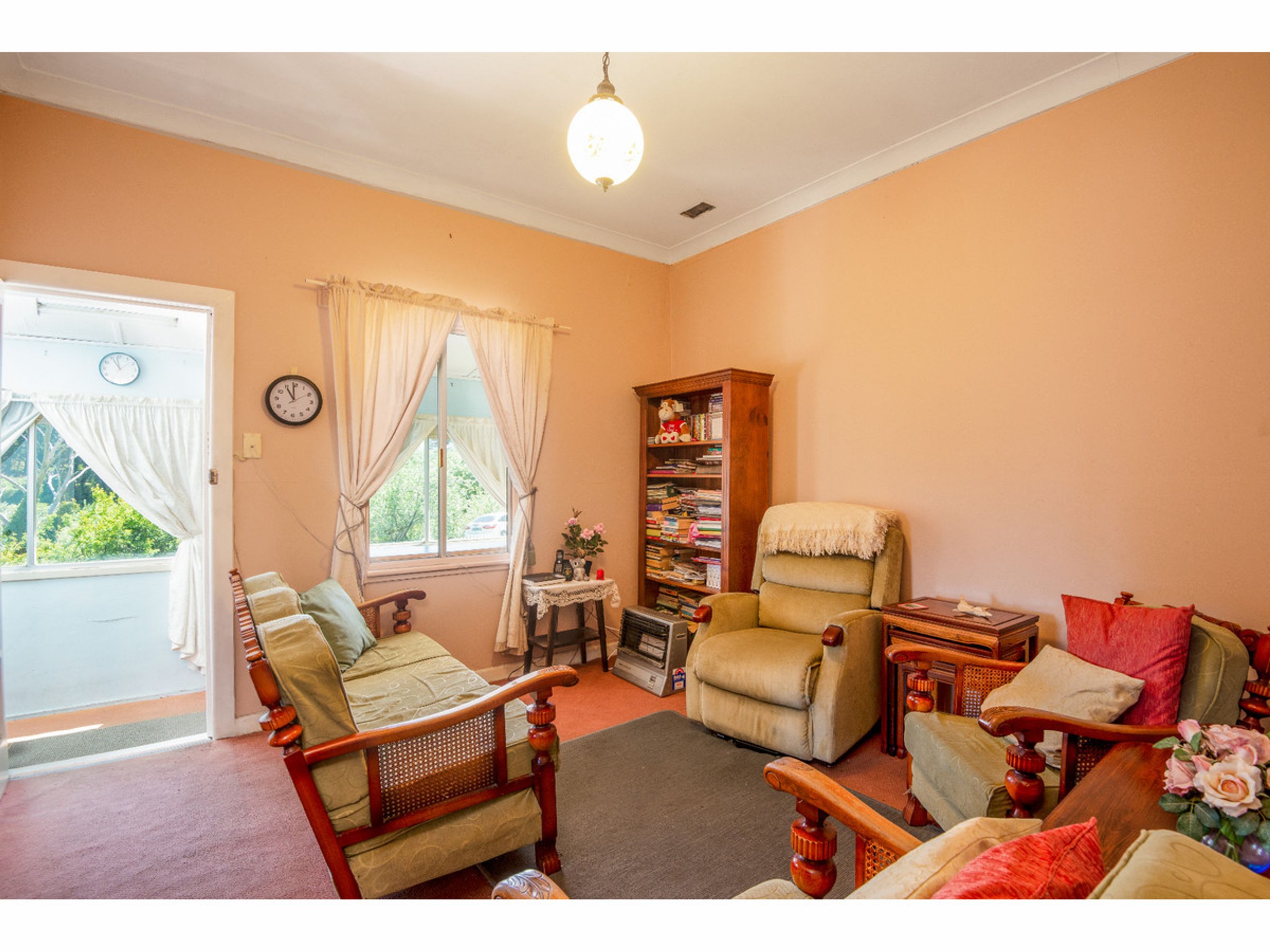 10 Murri Street, Katoomba - Thumbnail 4