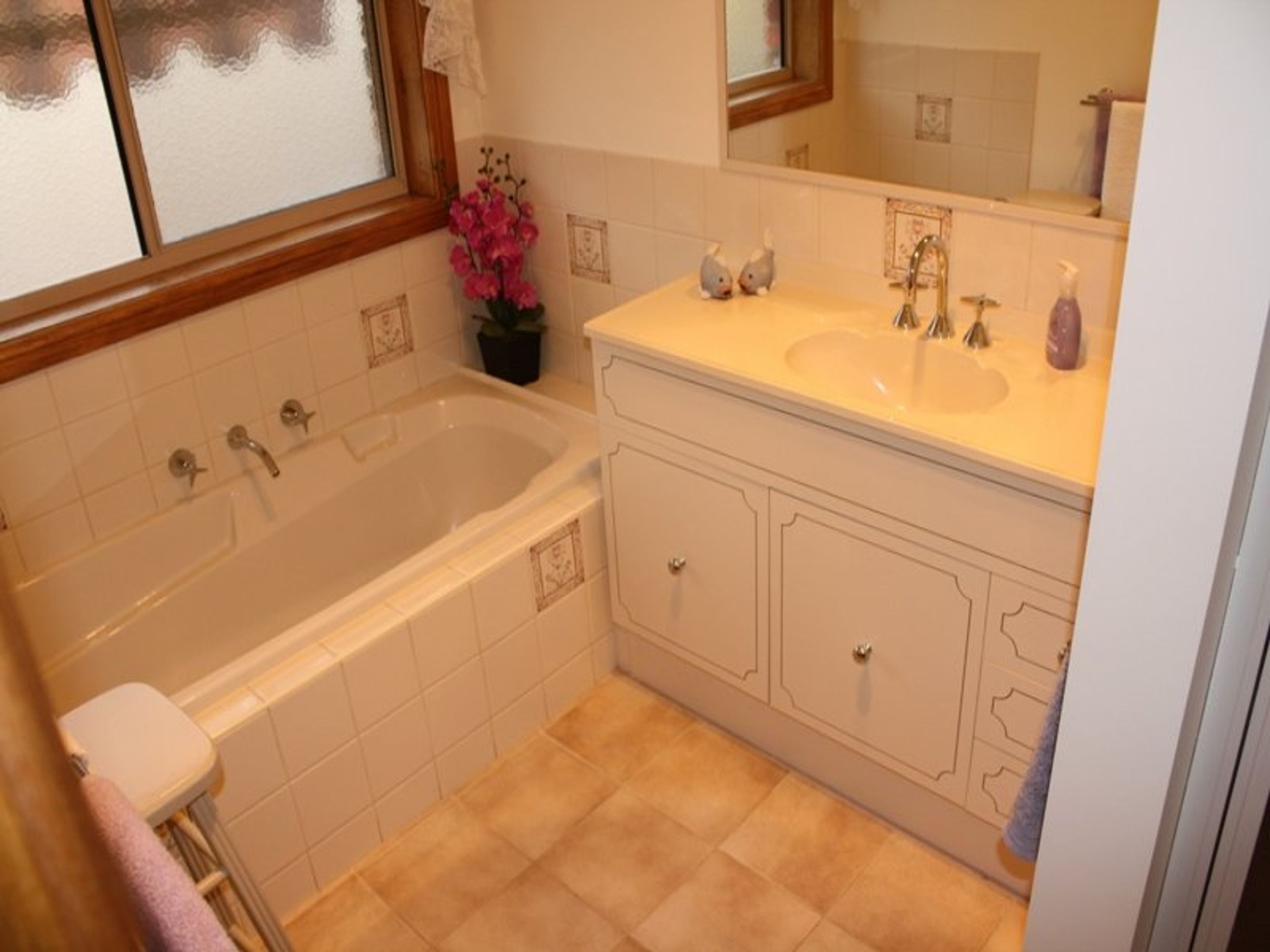 9 Henderson Avenue, Horsham VIC 3400, Horsham - Thumbnail 7