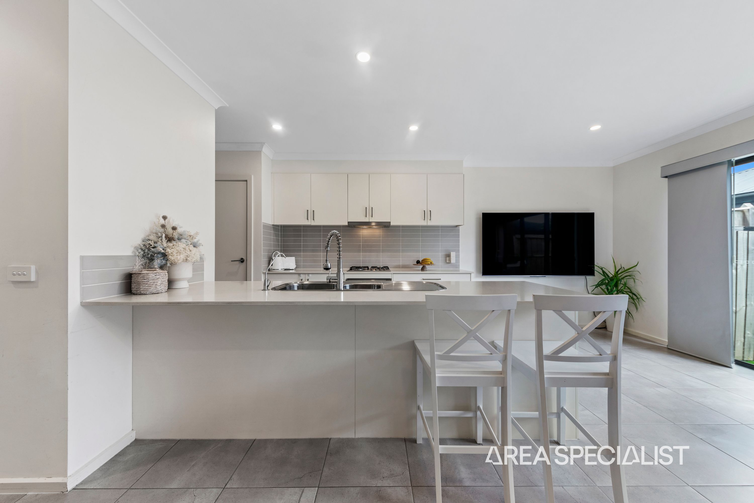 32 Armidale Drive, Pakenham - Thumbnail 6