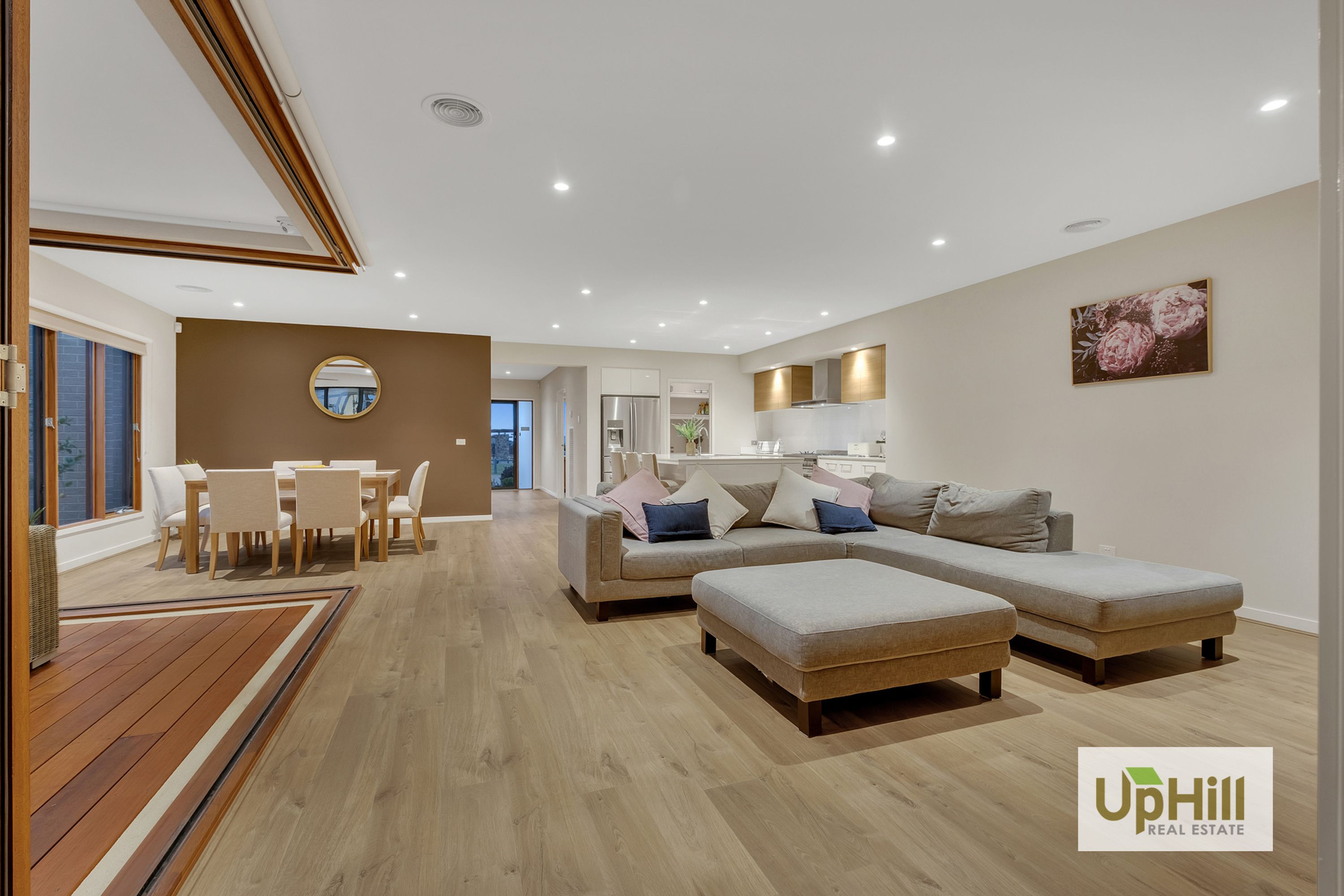 7 Strikeline Crescent, Clyde North - Thumbnail 7