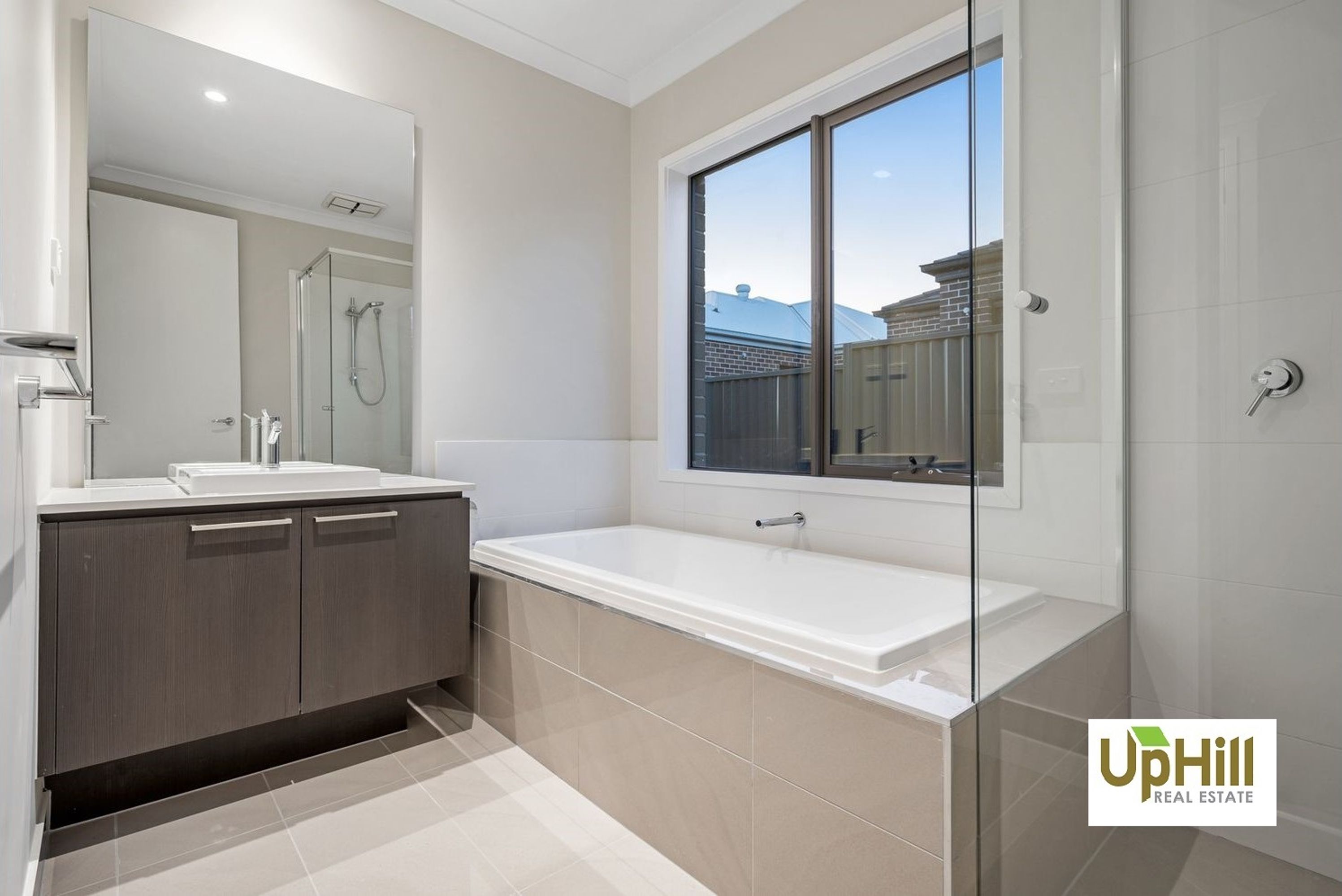 10 Savage Way, Clyde North - Thumbnail 8