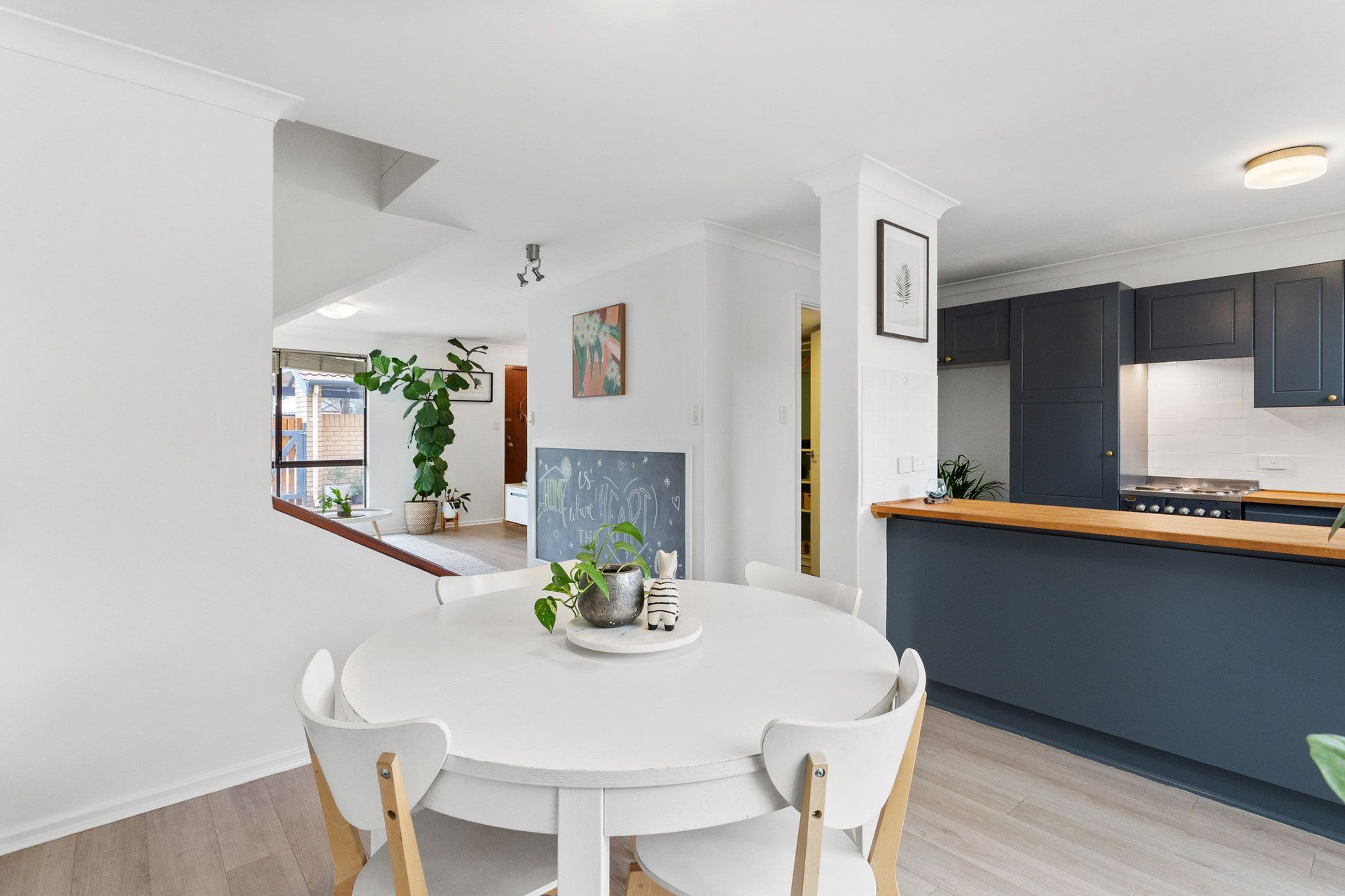 11 Aranda Place, Leederville - Thumbnail 3