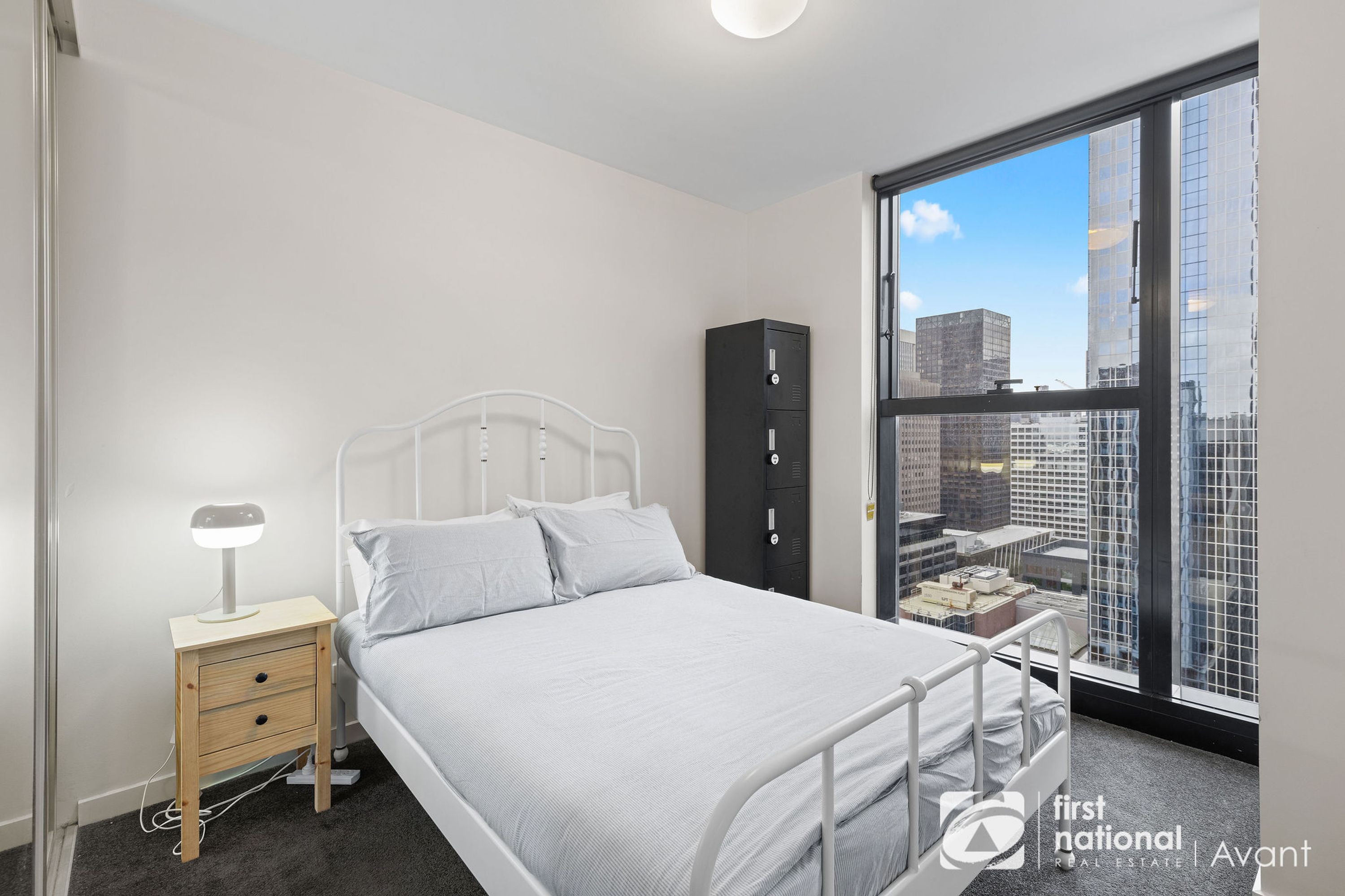 3003/568 Collins Street, Melbourne - Thumbnail 4