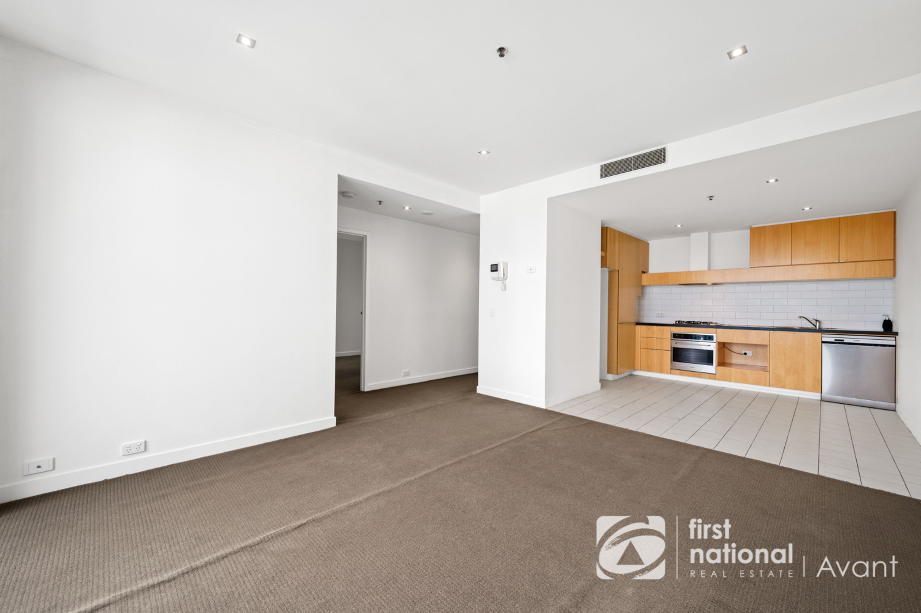 2503/22-24 Jane Bell Lane, Melbourne - Thumbnail 4