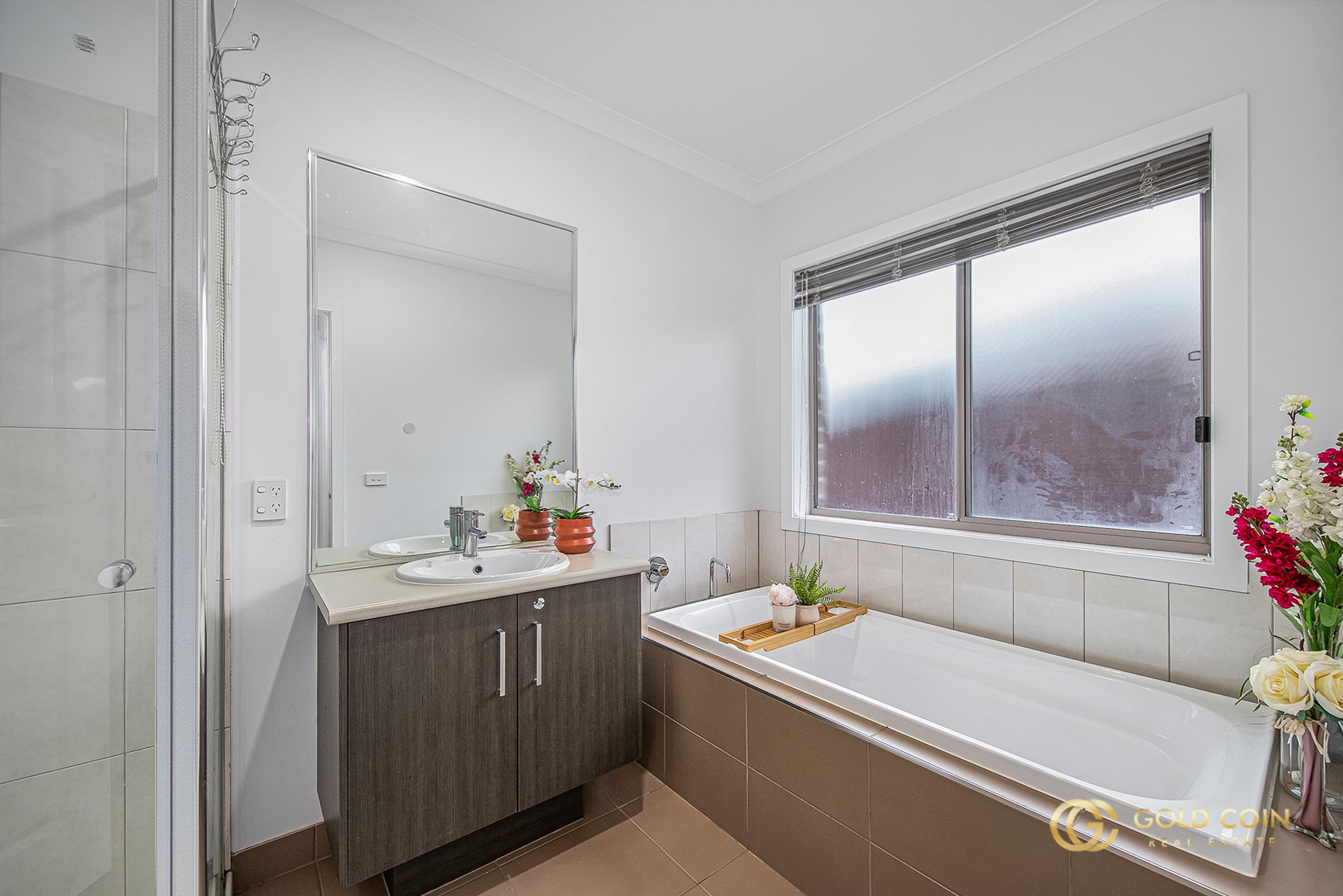 8 Damper Way, Lynbrook - Thumbnail 5