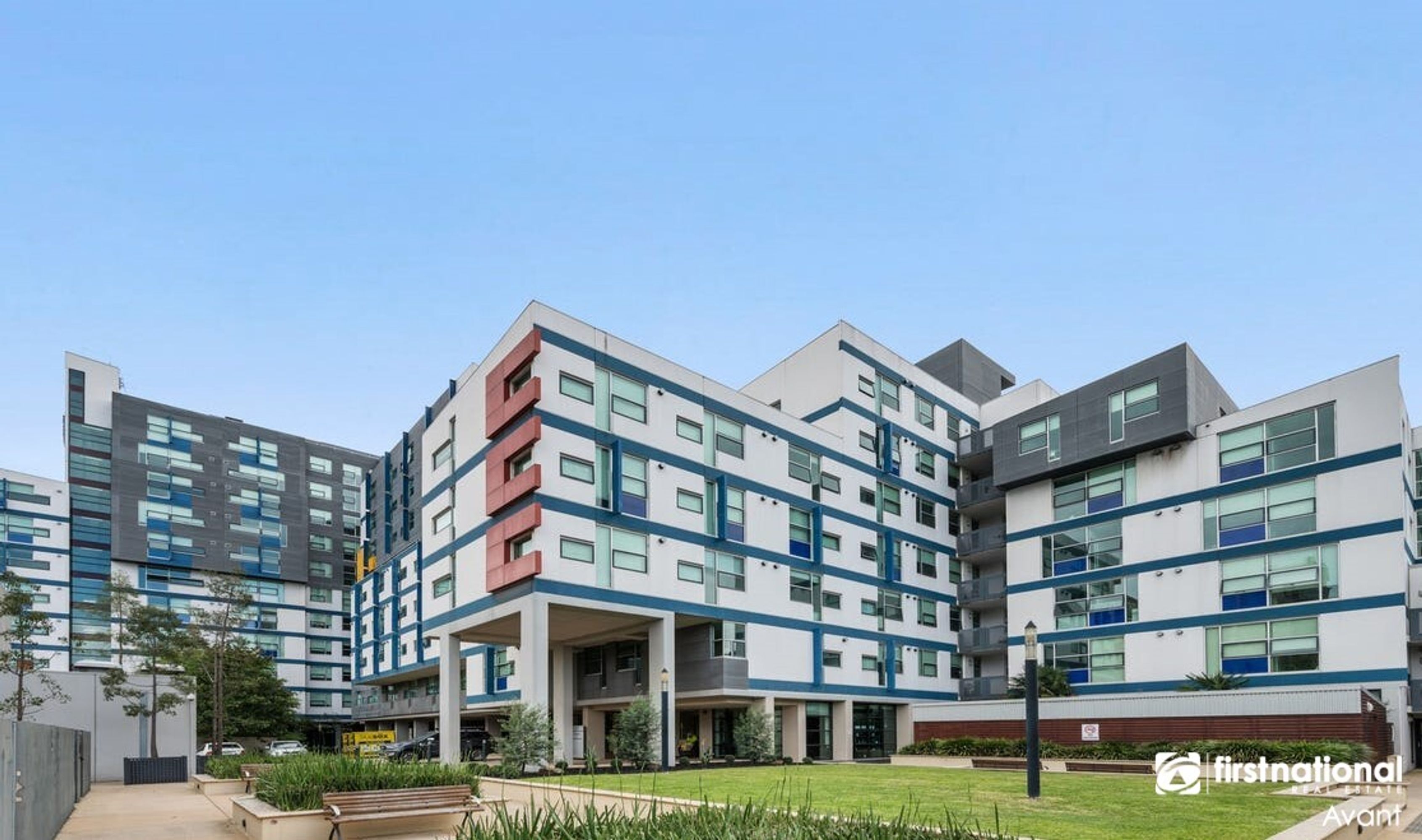 649/800 Swanston Street, Carlton - Thumbnail 2