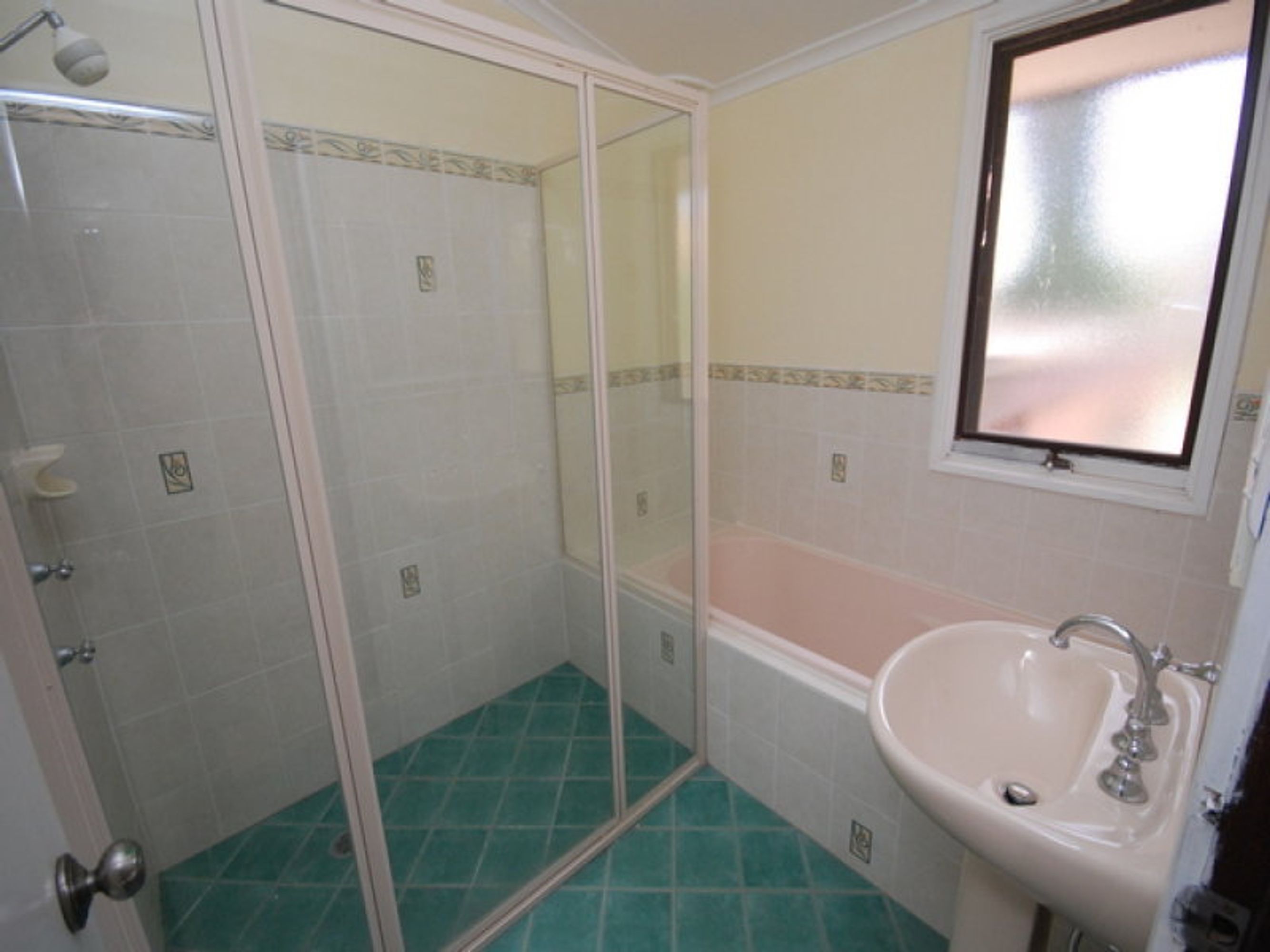 16 Essendene Road, Katoomba - Thumbnail 8