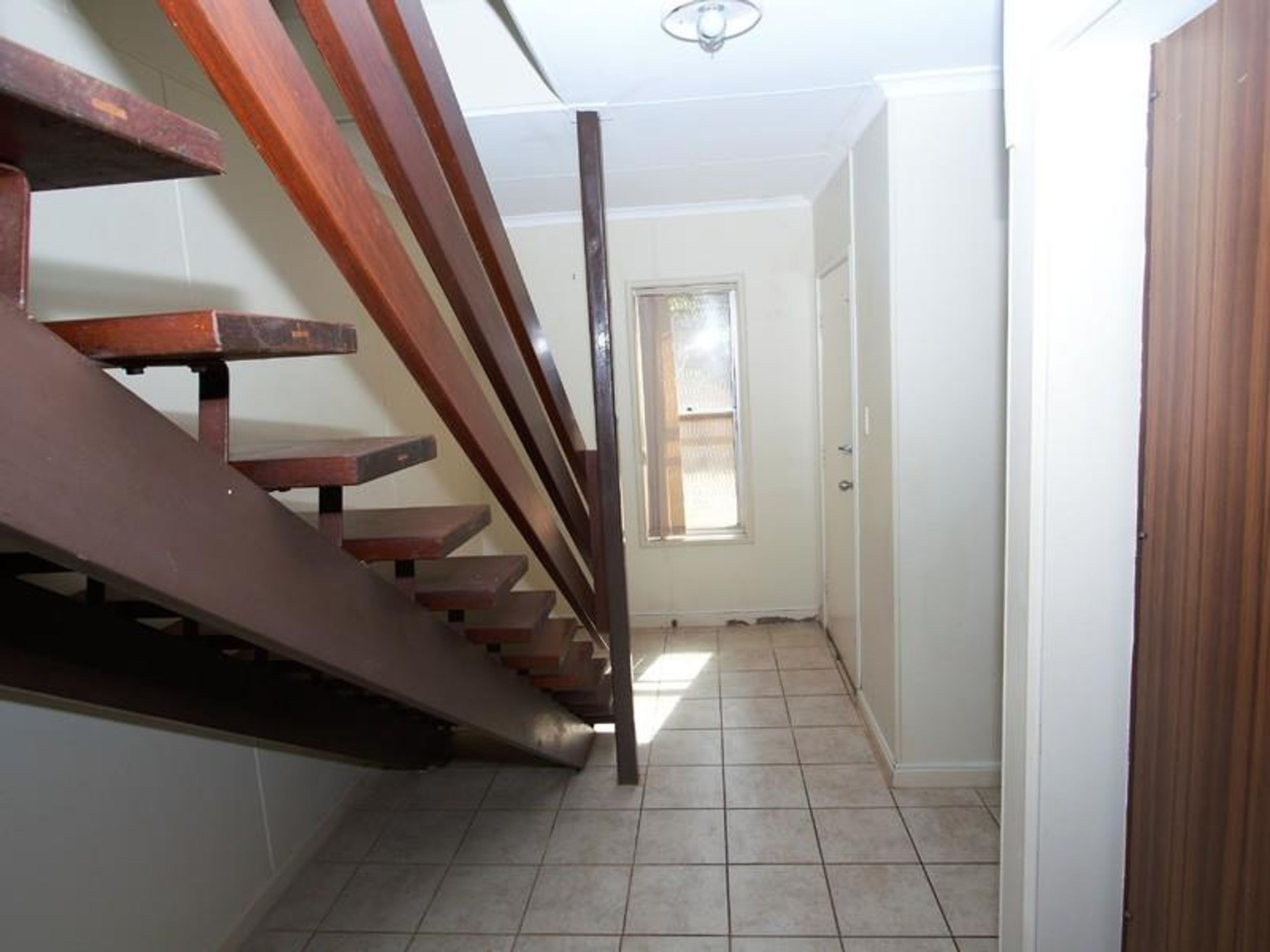 7 Peter Way, South Hedland, South Hedland - Thumbnail 4