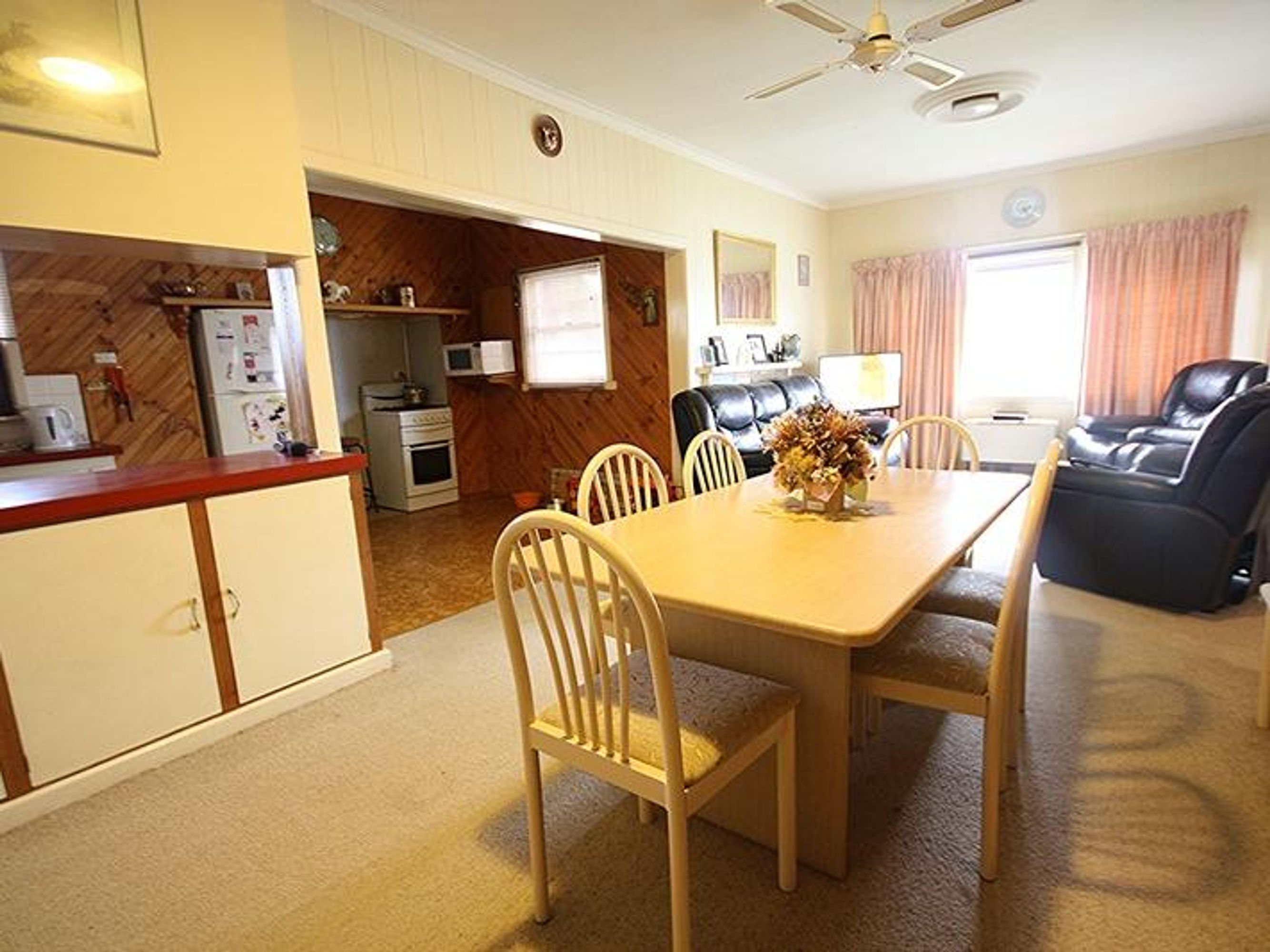 49 Natimuk Road, Horsham VIC 3400, Horsham - Thumbnail 2