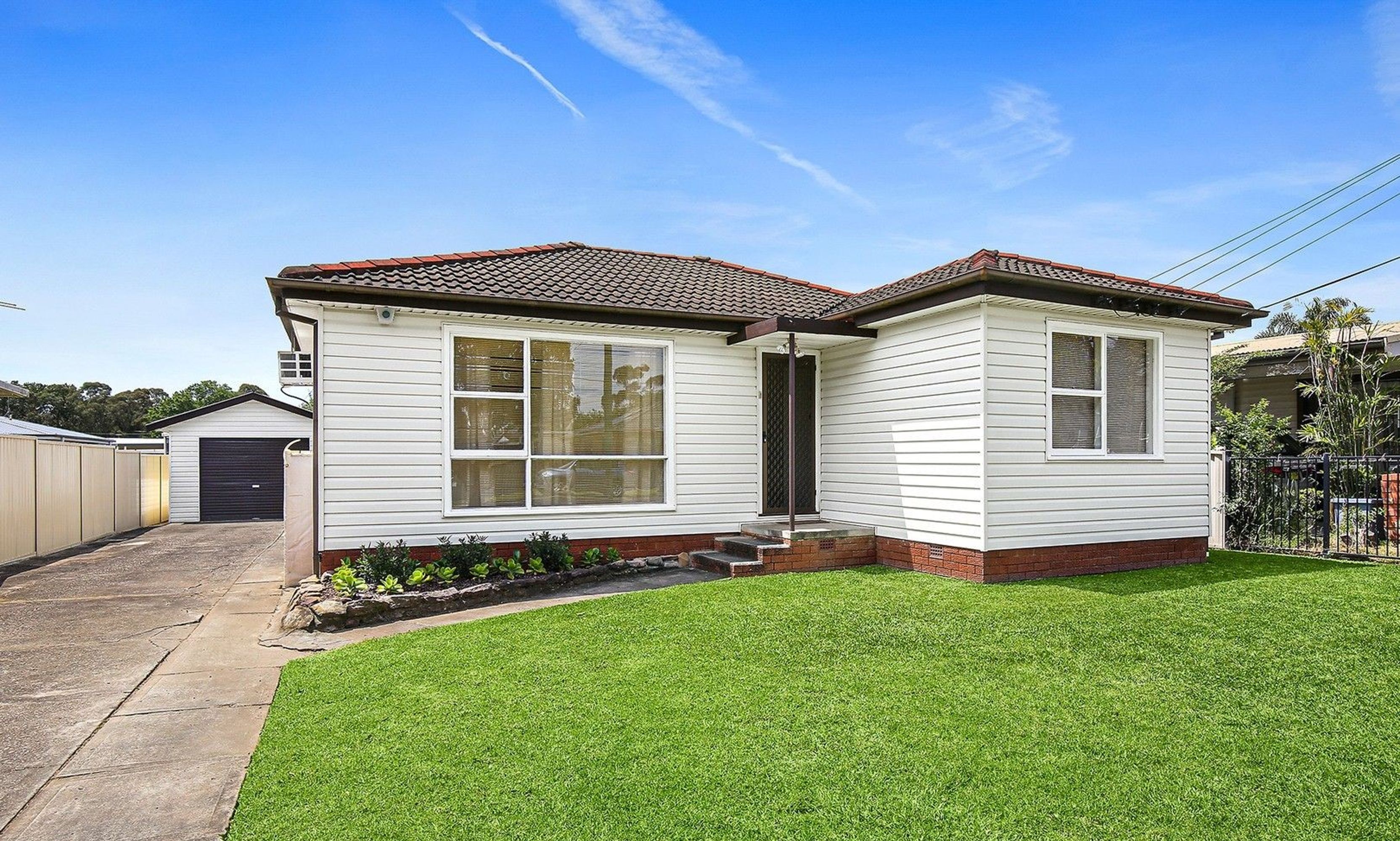 37 Shamrock Street, Smithfield - Thumbnail 3