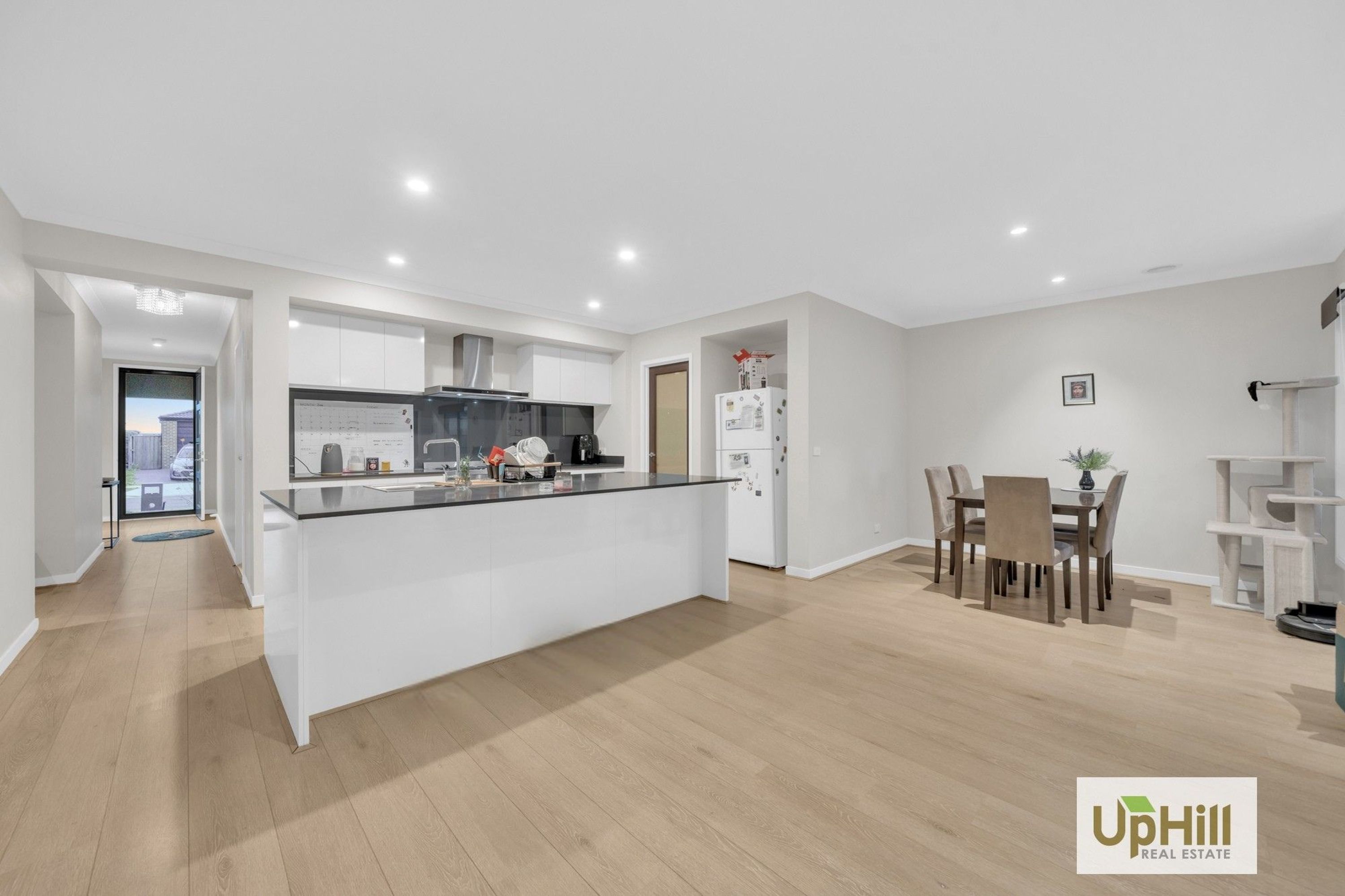25 Shulze Drive, Clyde North - Thumbnail 7