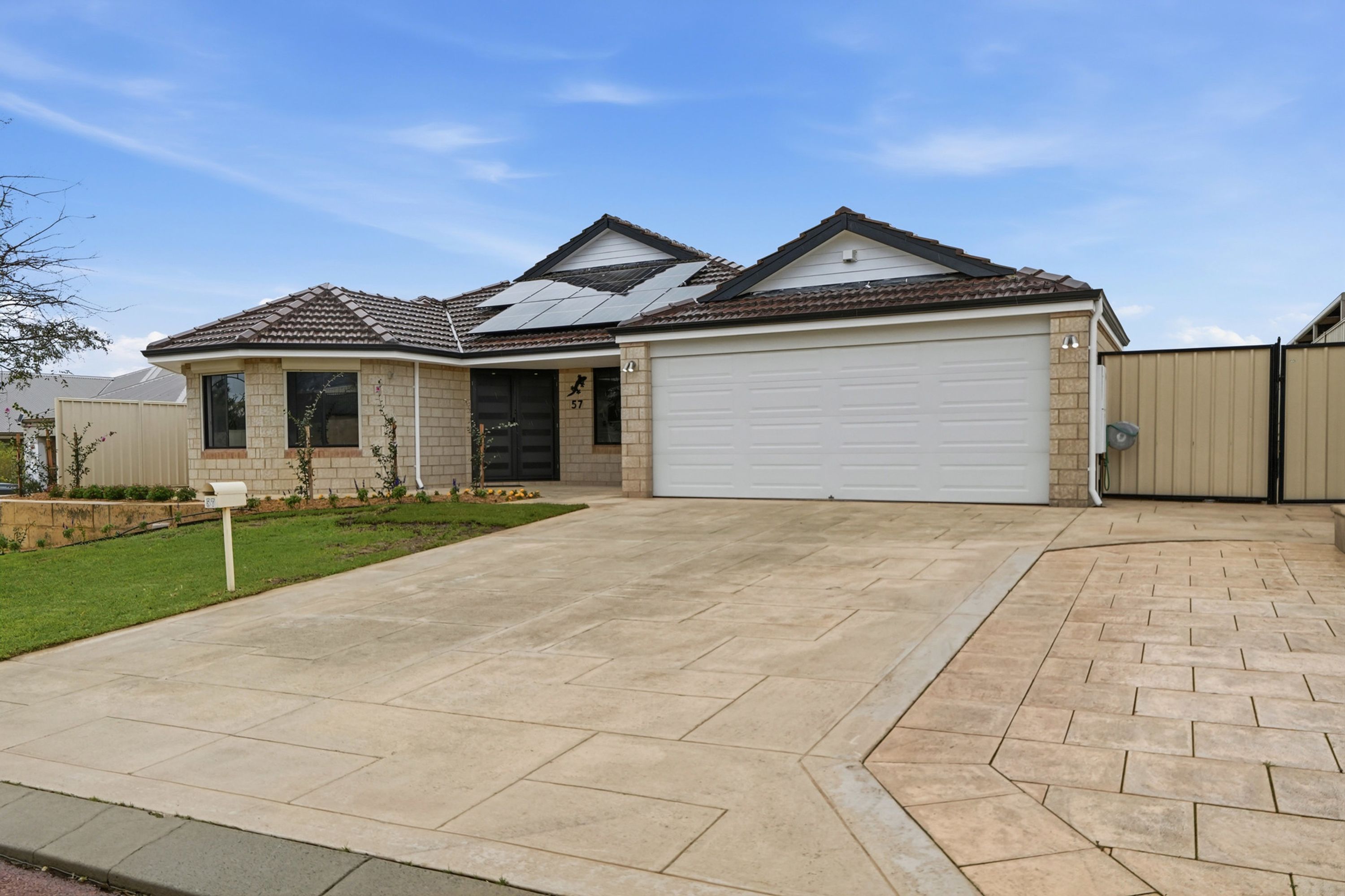 57 Baskerville Crescent, Baldivis, Baldivis - Thumbnail 2