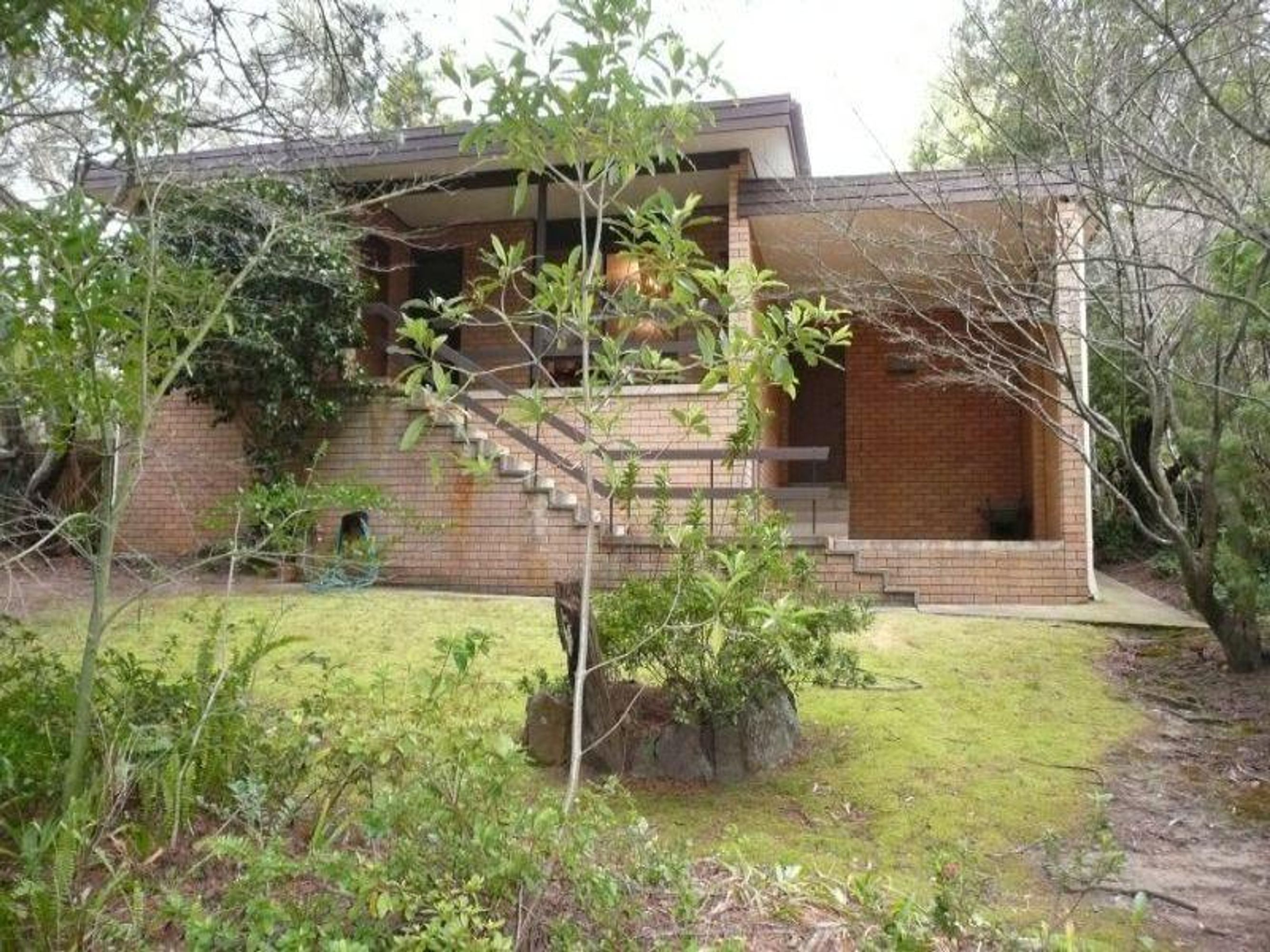 8 Laurel St, Katoomba - Thumbnail 2
