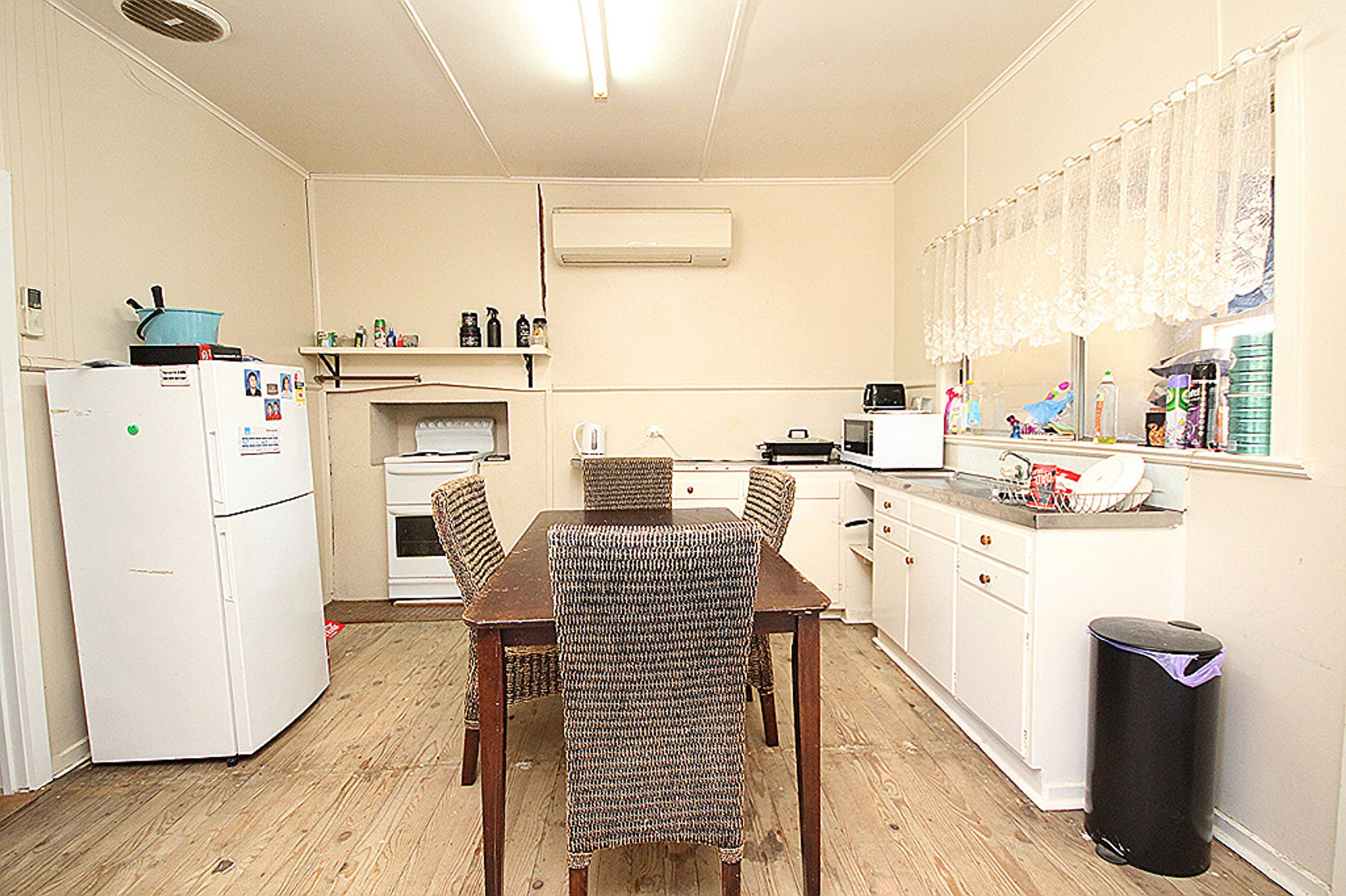 2 Bradshaw Street, Horsham VIC 3400, Horsham - Thumbnail 2