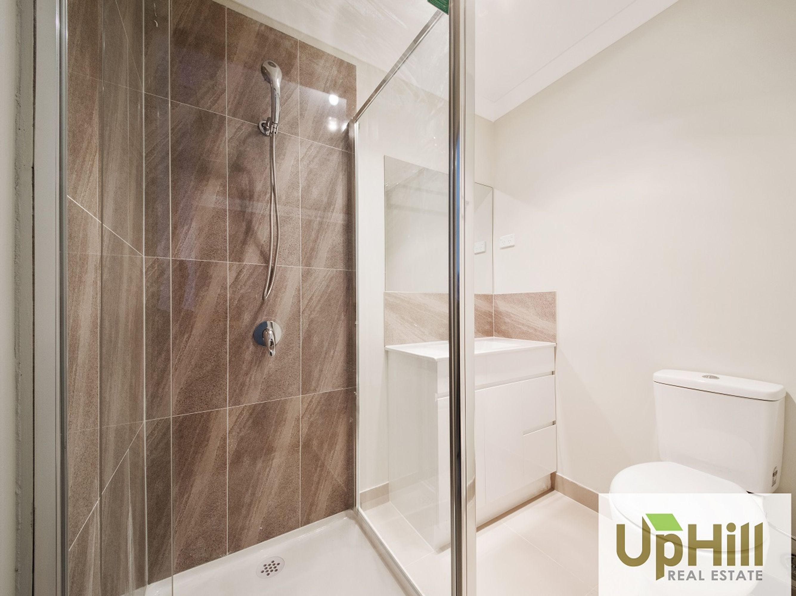 18 MAYWOOD STREET, Pakenham - Thumbnail 4