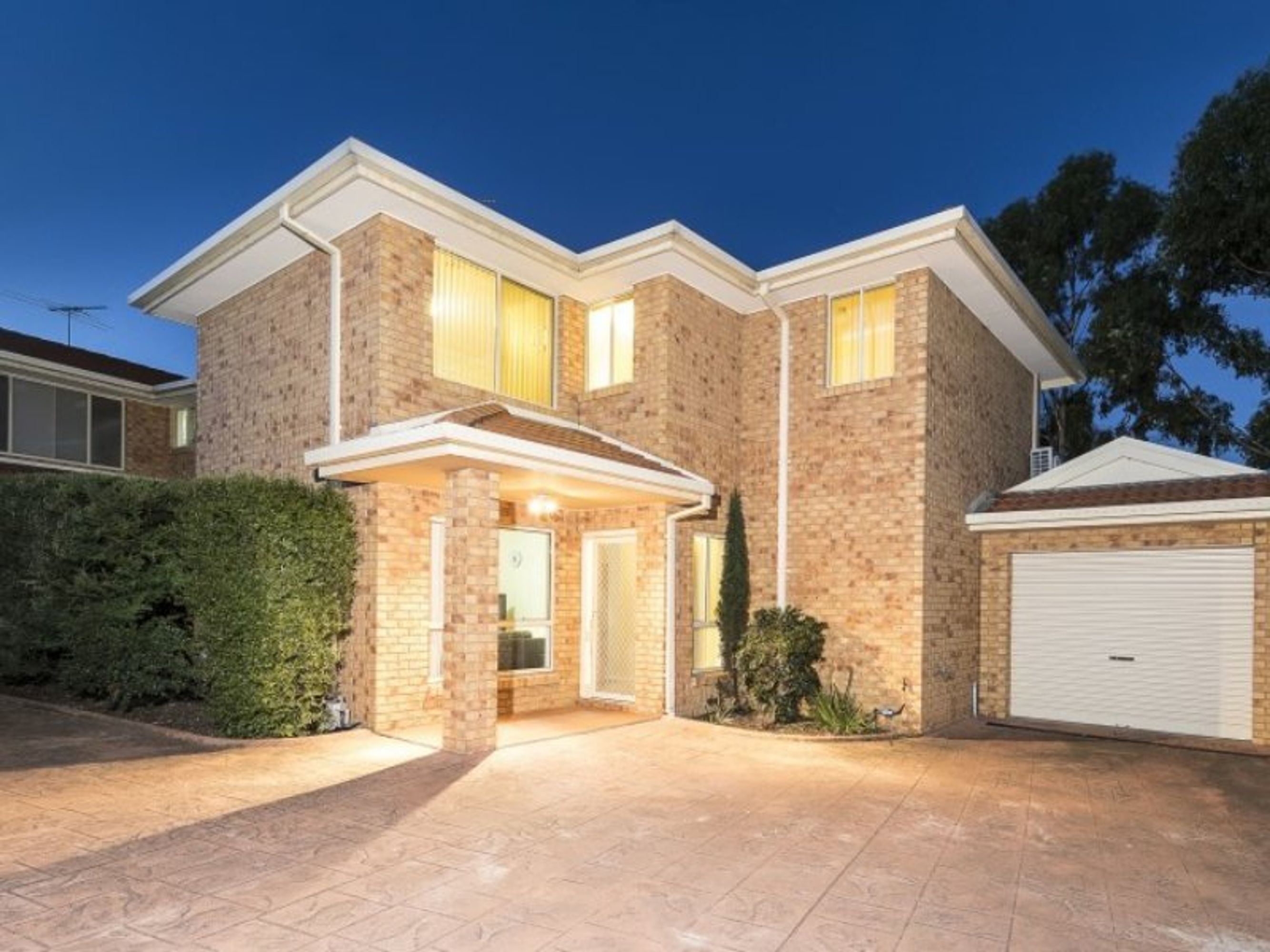 2/2 Dongola Road, Keilor Downs